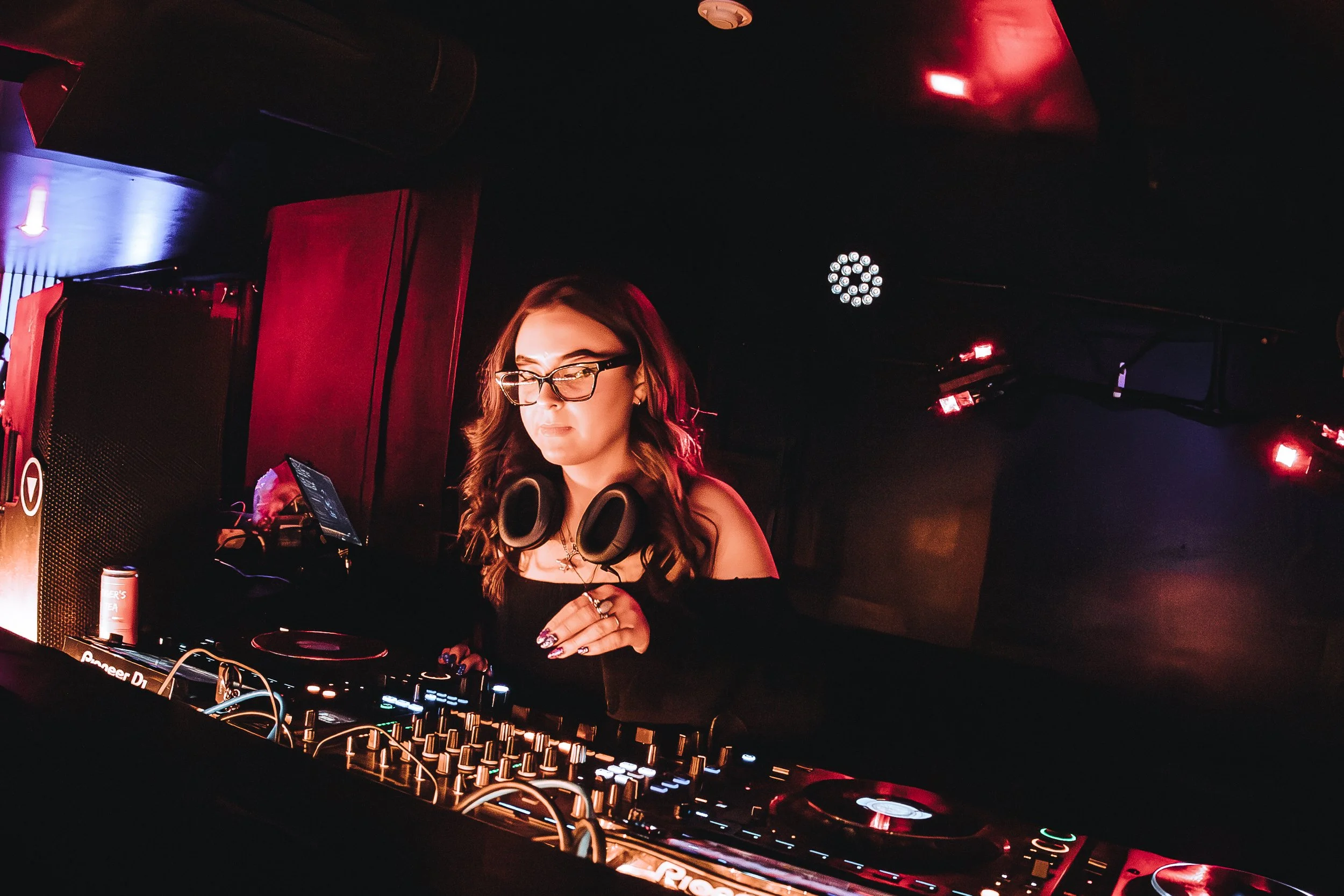 OMNISONIC-DEC 20 2025-IG-ARA.MEDIUM_-2.jpg