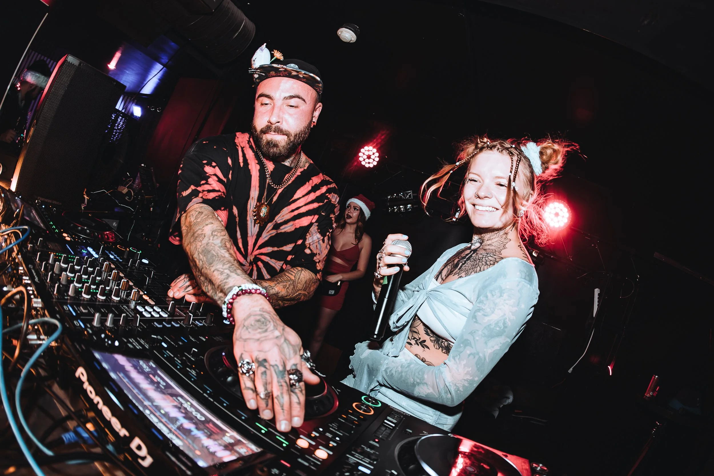 OMNISONIC-DEC 20 2025-IG-ARA.MEDIUM_-32.jpg