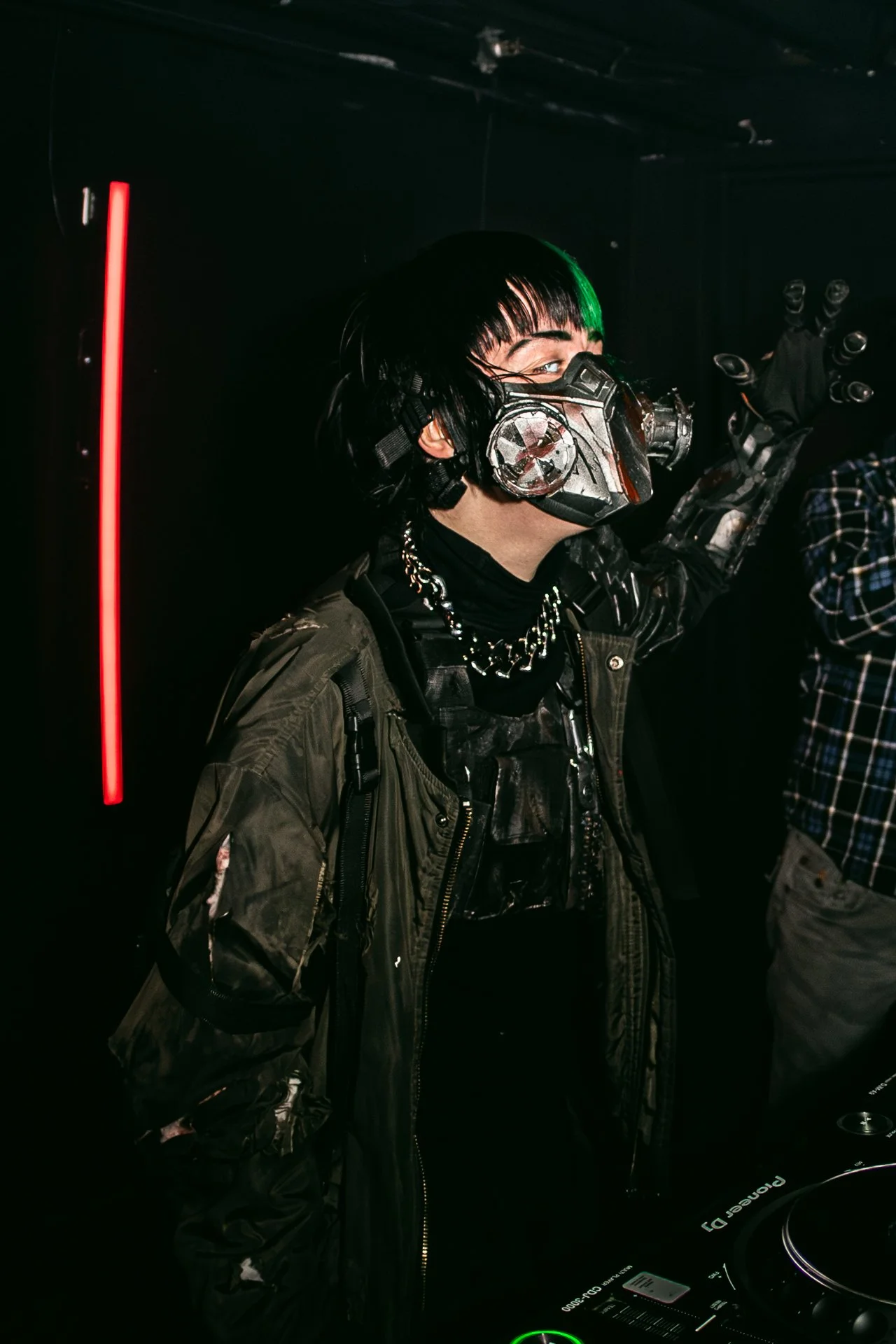 SHATTERTHEFALL-JESSICA AUDIFFRED-ARA.MEDIUM_-42.jpg