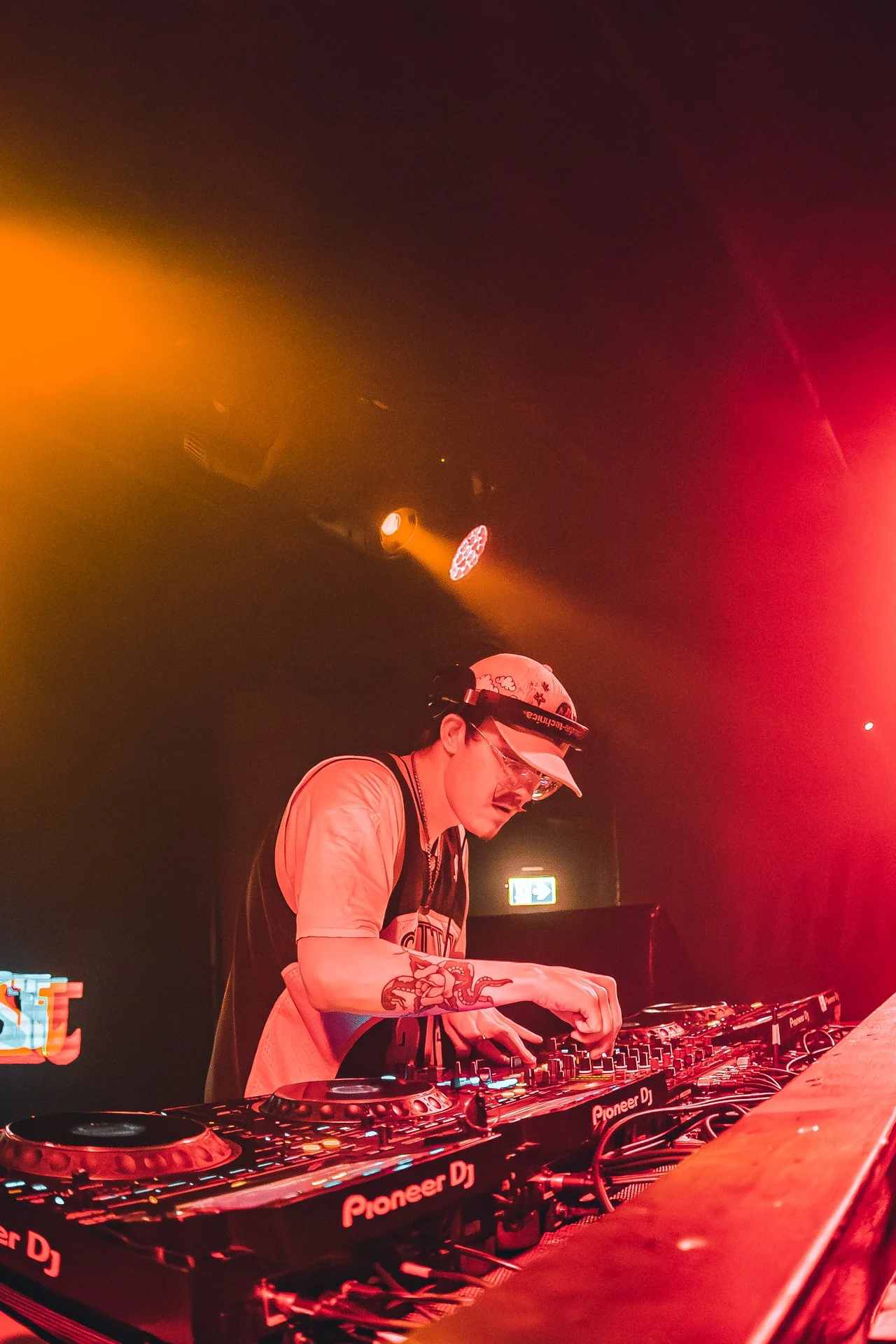 STEEZUS CHRXST-GETTER-ARA.MEDIUM_-35.jpg