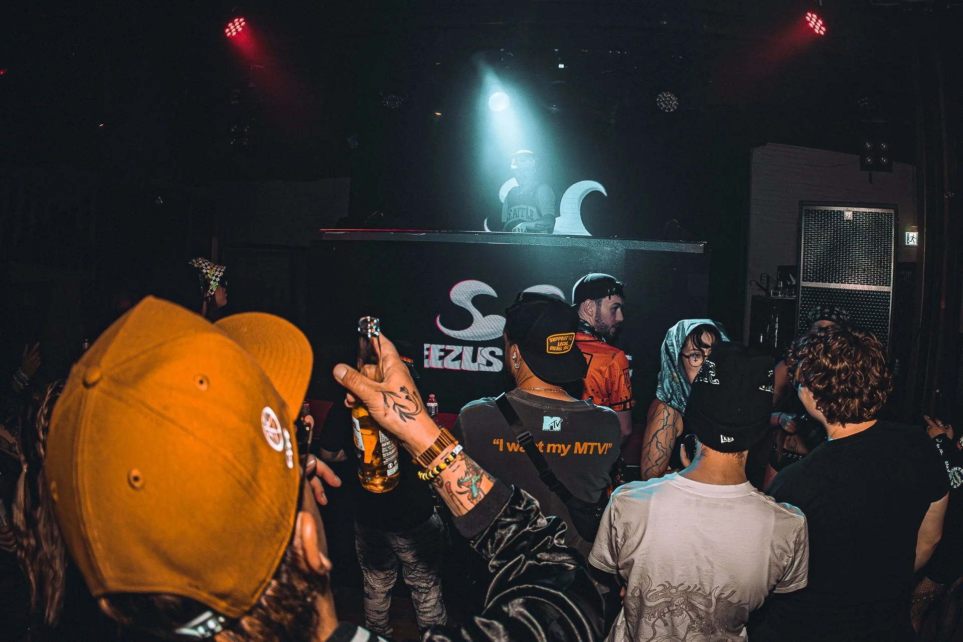 STEEZUS CHRXST-GETTER-ARA.MEDIUM_-11.jpg