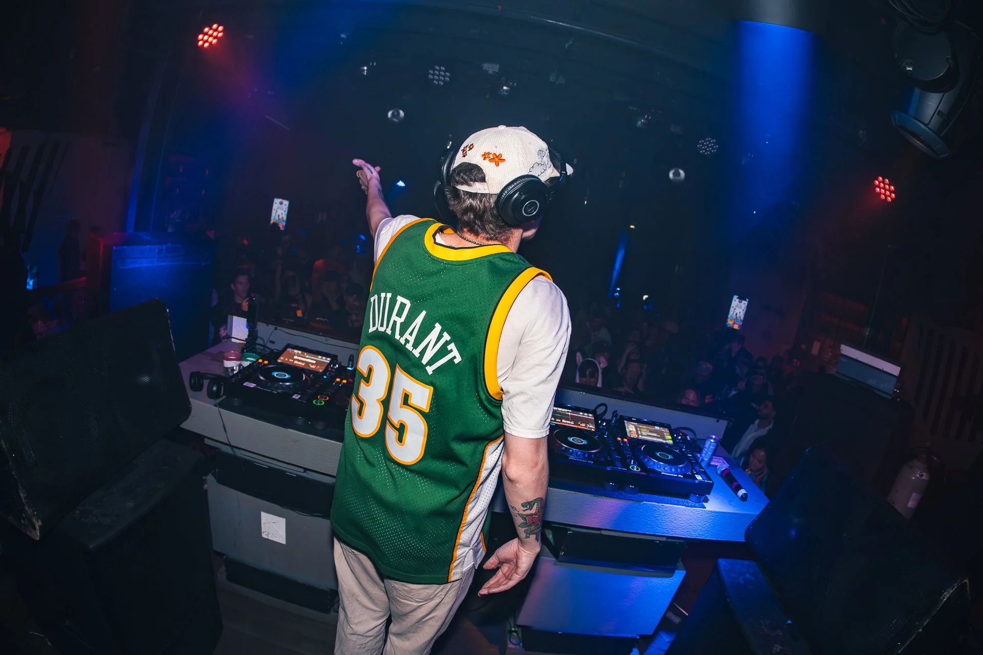 STEEZUS CHRXST-GETTER-ARA.MEDIUM_-40.jpg