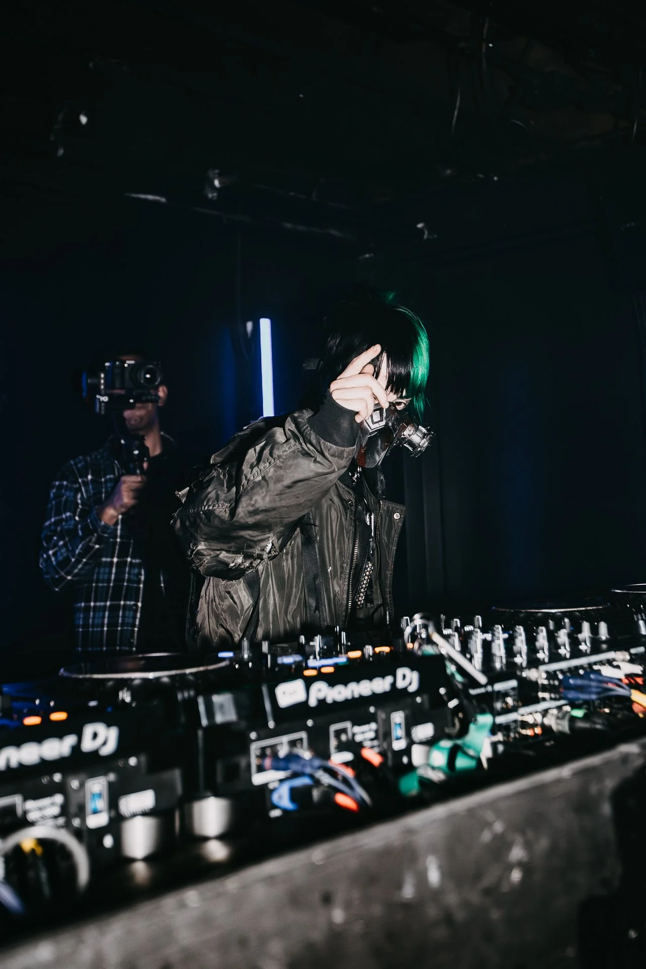 SHATTERTHEFALL-JESSICA AUDIFFRED-ARA.MEDIUM_-6.jpg