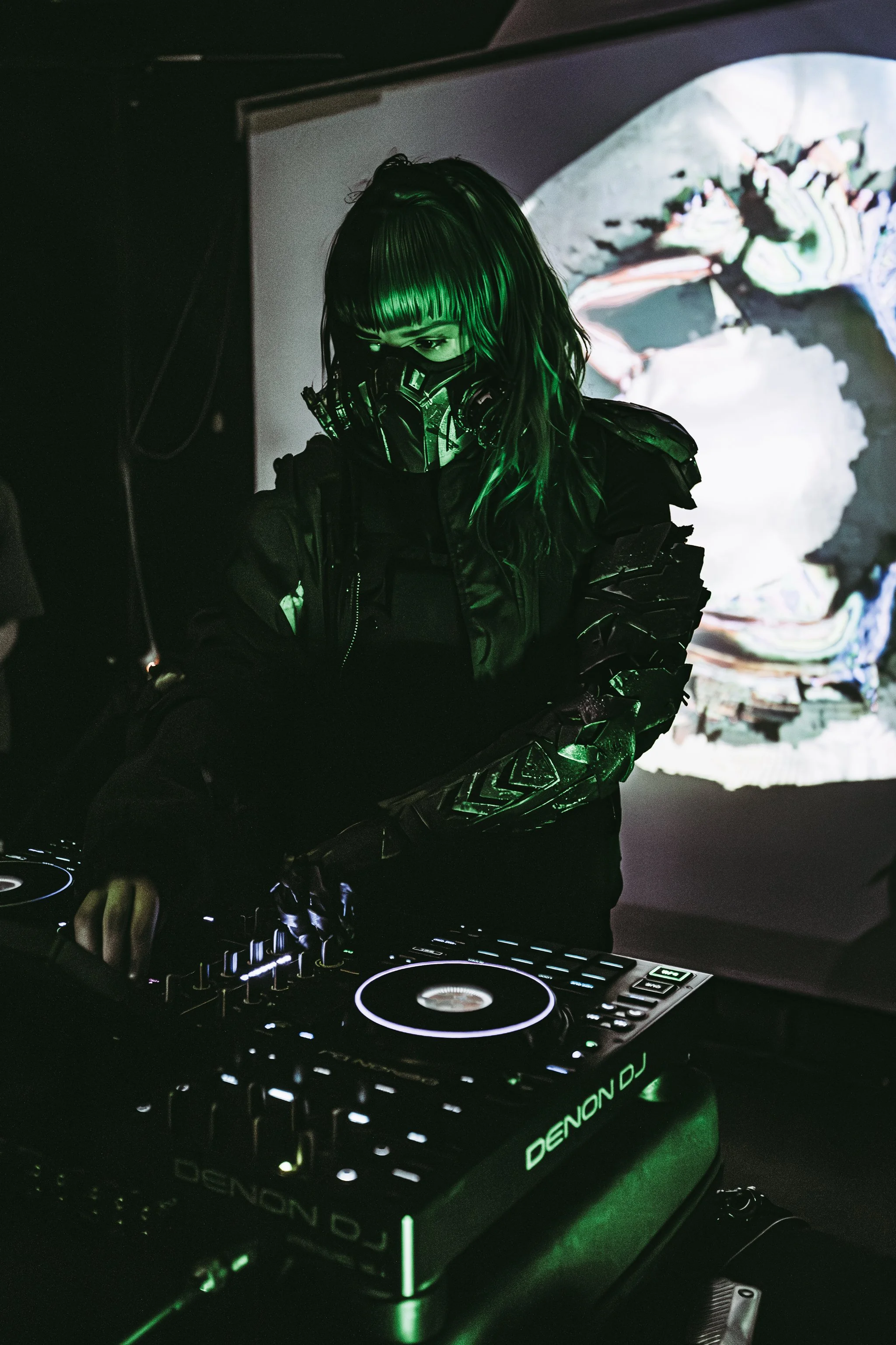 SHATTERTHEFALL-05242025-ara.medium_-27.jpg