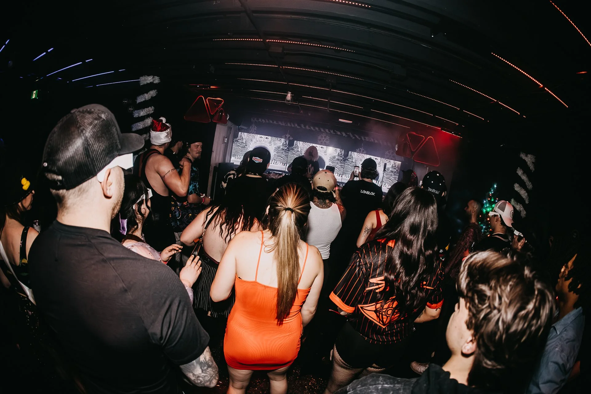 HOT HEAT BEATS-SHATTER THE HALLS 25-ARA.MEDIUM_-54.jpg