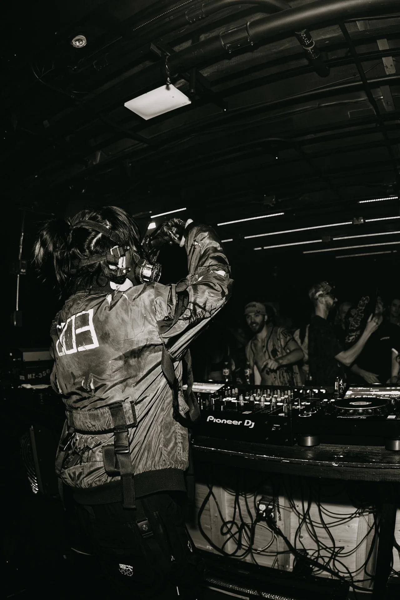 SHATTERTHEFALL-JESSICA AUDIFFRED-ARA.MEDIUM_-51.jpg