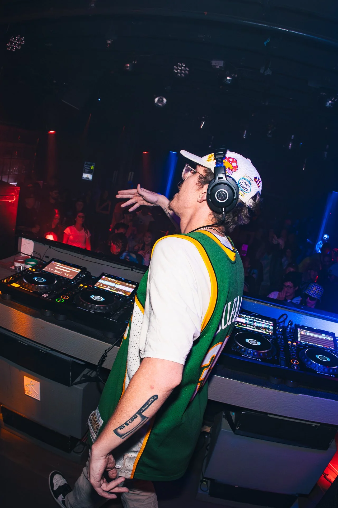 STEEZUS CHRXST-GETTER-ARA.MEDIUM_-8.jpg