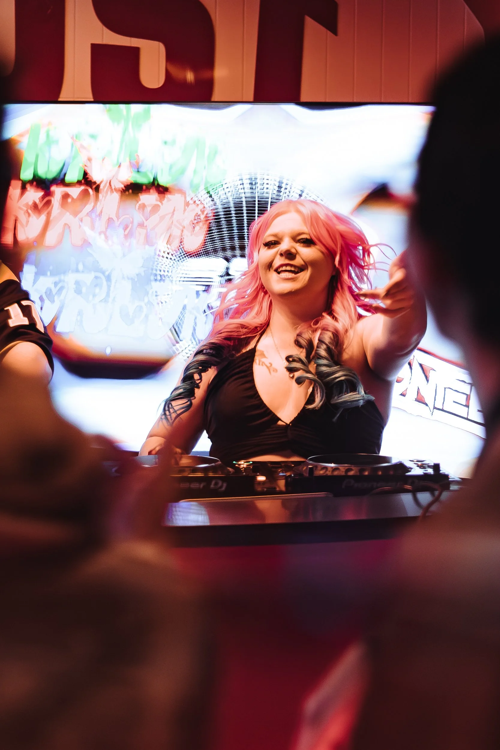 HOT HEAT BEATS-NYE 2025-IG-ARA.MEDIUM_-13.JPG