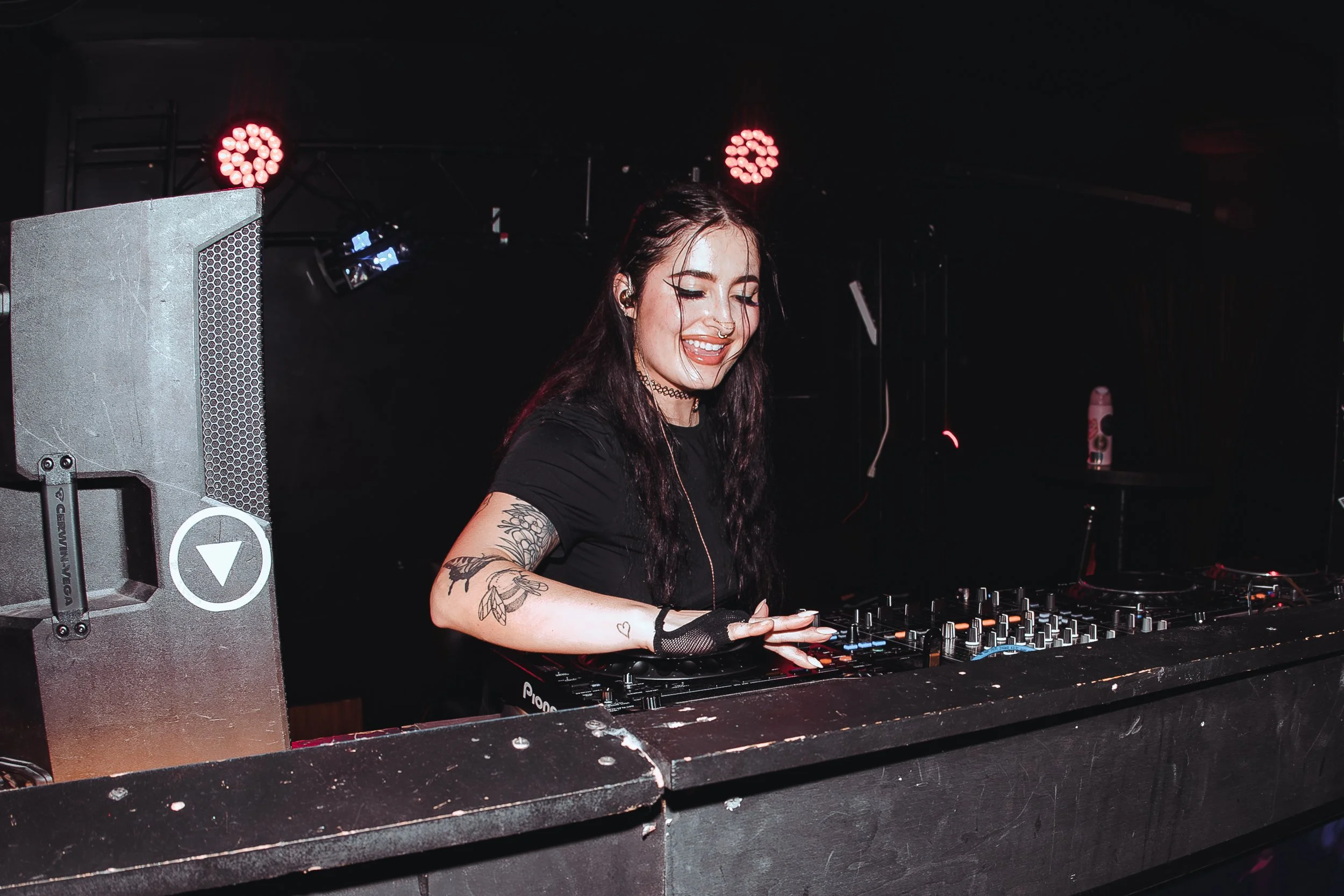 OMNISONIC-DEC 20 2025-IG-ARA.MEDIUM_-72.jpg