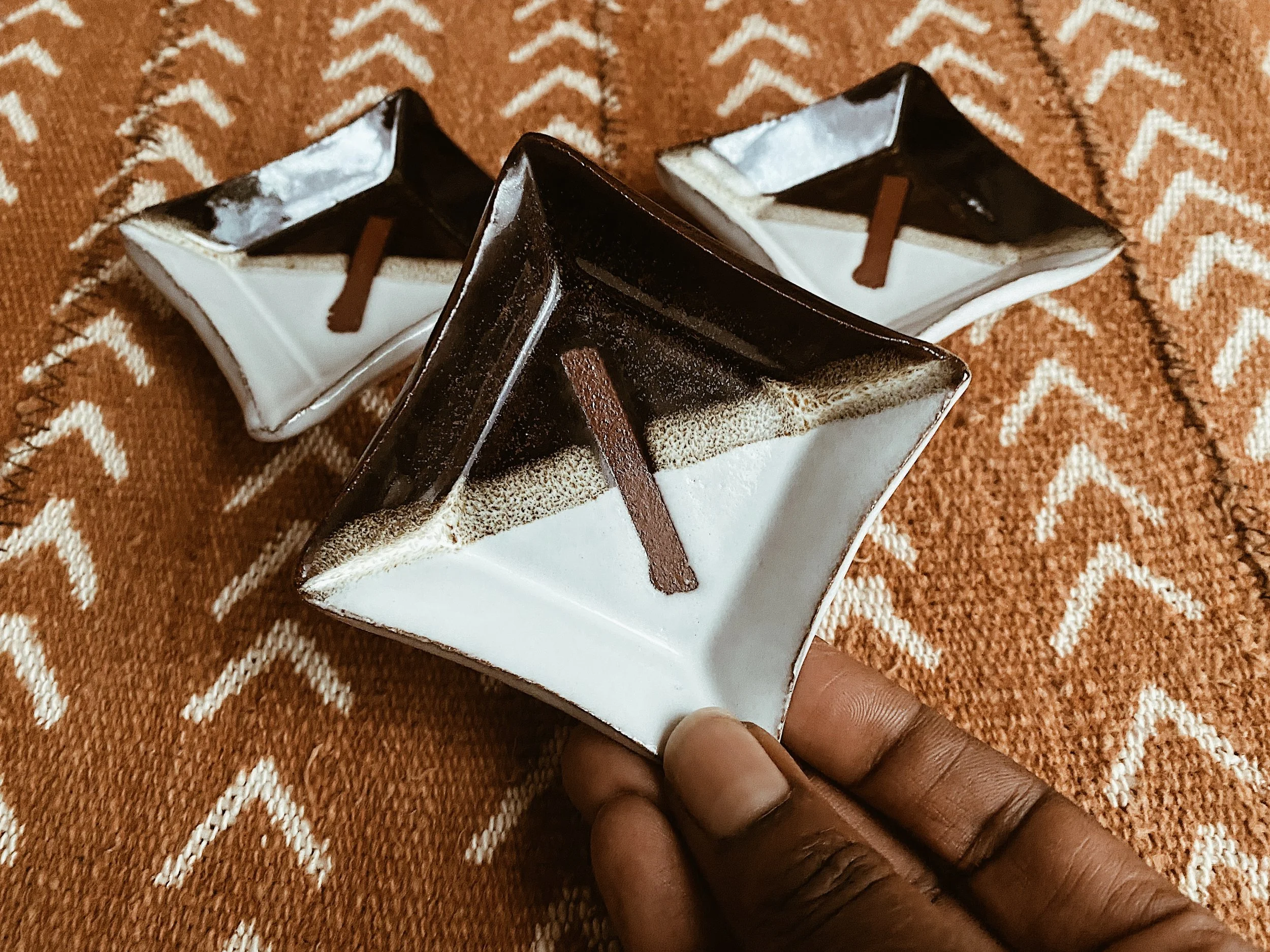 Soy Sauce | Day & Night Striped Dishes