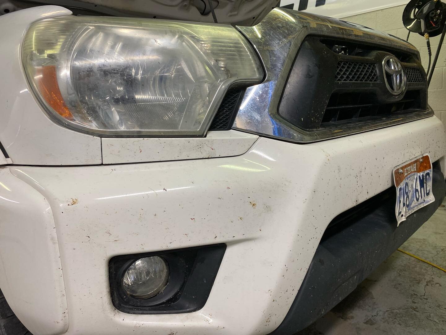 Swipe to see some deep cleaning🧼 

#deepclean #detailing #polishing #extraction #headlightrestoration #squeakyclean #freshinterior #utahmetadetailing