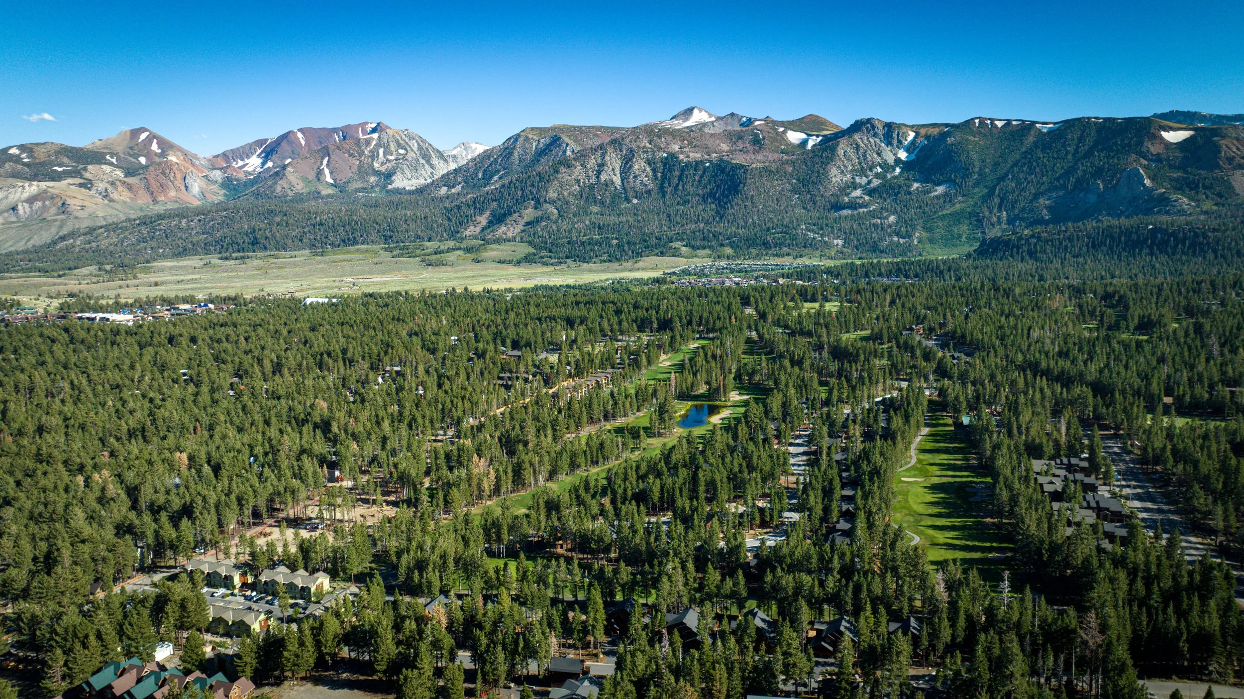 mammoth with golf course.jpg