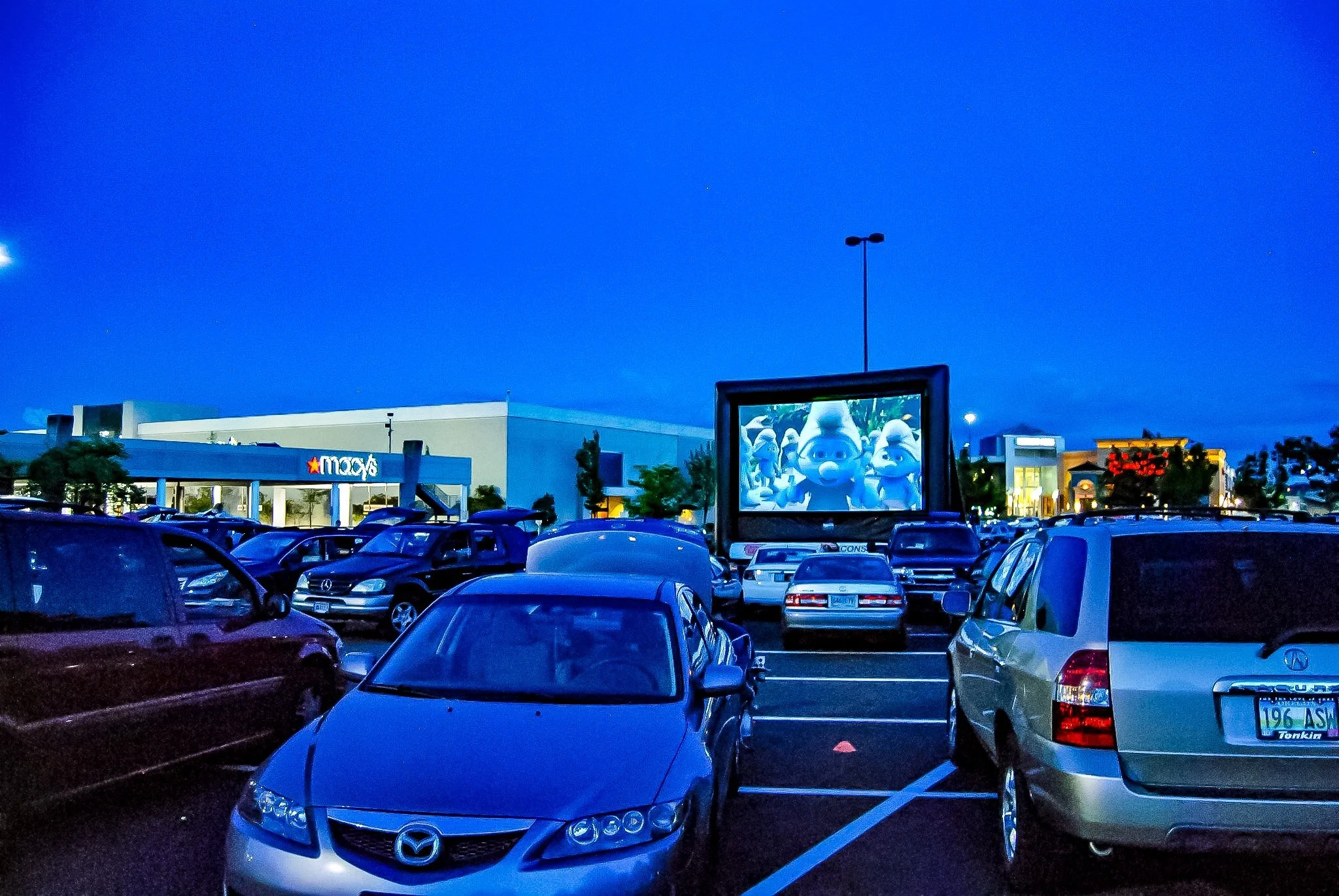 How to Market an Outdoor Movie? 