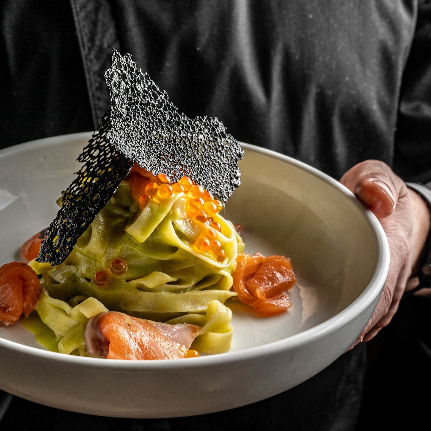 Tagliatelle, pea pesto, salmon, roe.

Check the link in our bio for menus and reservations.
