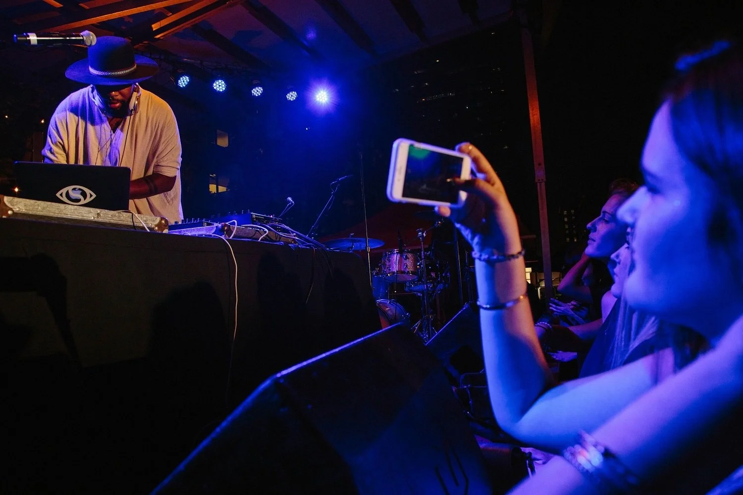 Figat7th-dtla-music-festival-concert-solection-andre-power-52blend-2-compressor.jpg