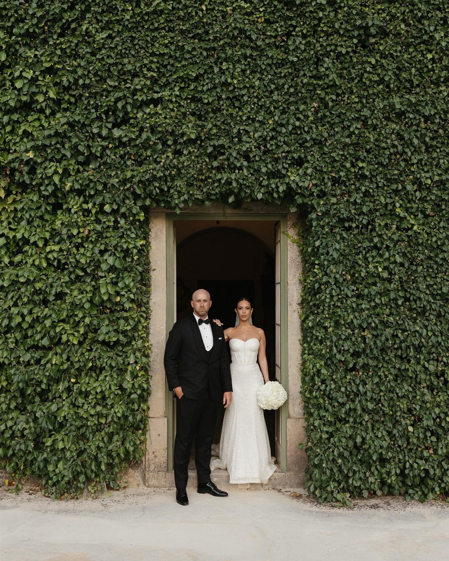 Tatiana &amp; Craig 🥂

Shot with my friend @joaobarnabe_fotografia 
Wedding planner @escape_eventos 
Venue @solardepancas 
Celebrant @humanistcelebrant 
Make up artist @catarinaduque.mua 
 
 
 
 
 

 
 
 
 

#lisbonweddingphotographer #fotografocasa
