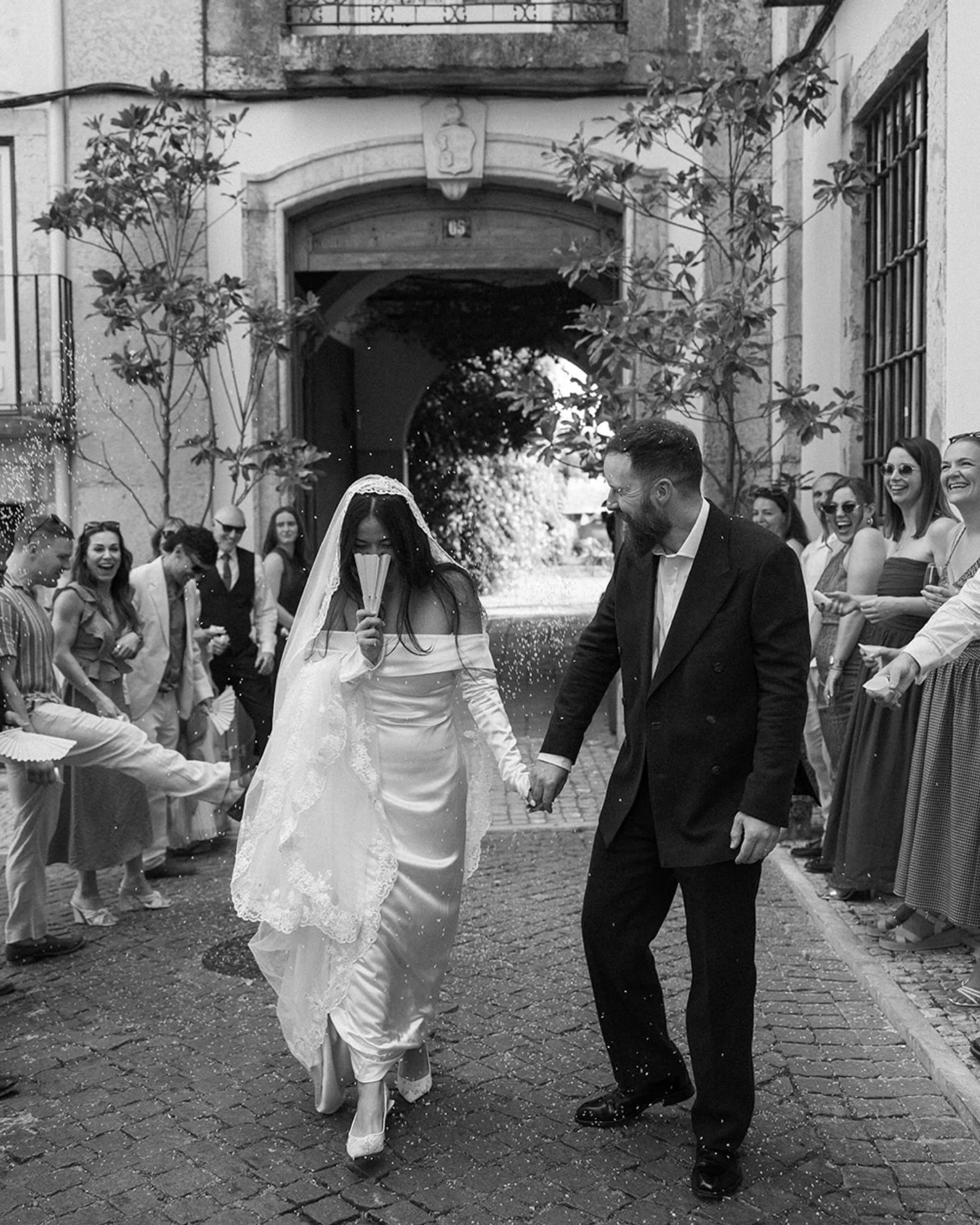 Carl &amp; In&ecirc;s in the heart of Lisbon 🥂

Venue @verridepalaciosantacatarina 

#lisbon #lisbonphotographer #lisbonweddingphotographer #lisbonwedding #verridepalaciosantacatarina