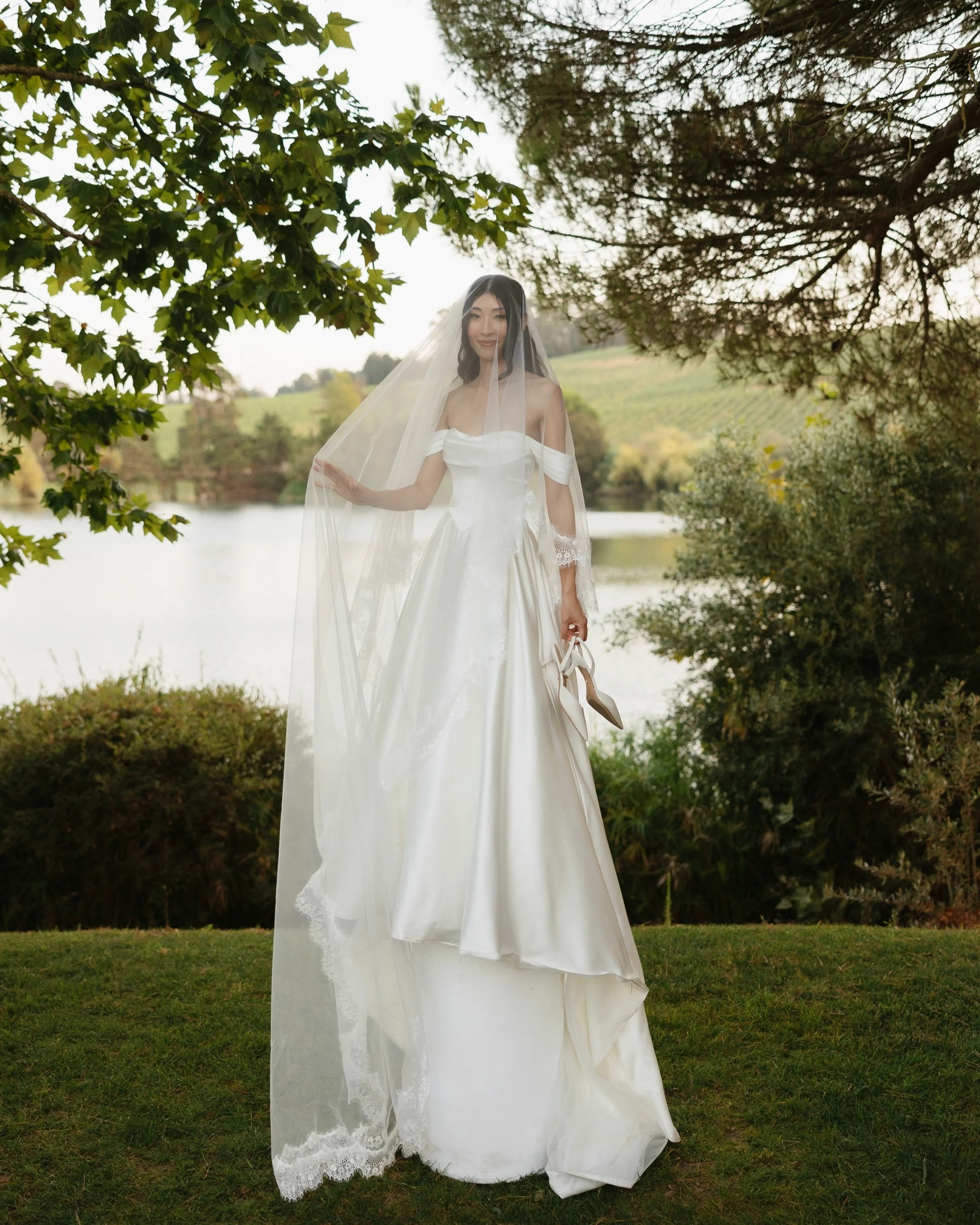 Zoey &amp; Nuno at the Quinta da Bichinha &amp; Quinta de S&atilde;o Gon&ccedil;alo 🥂

Shot with @maxaraujophoto 

Venue @quintadabichinha &amp; @quinta_sao_goncalo 
Video @colibri.films 
Make up artist @miguelstapleton 
Hair @catarinaduque.bridal 
