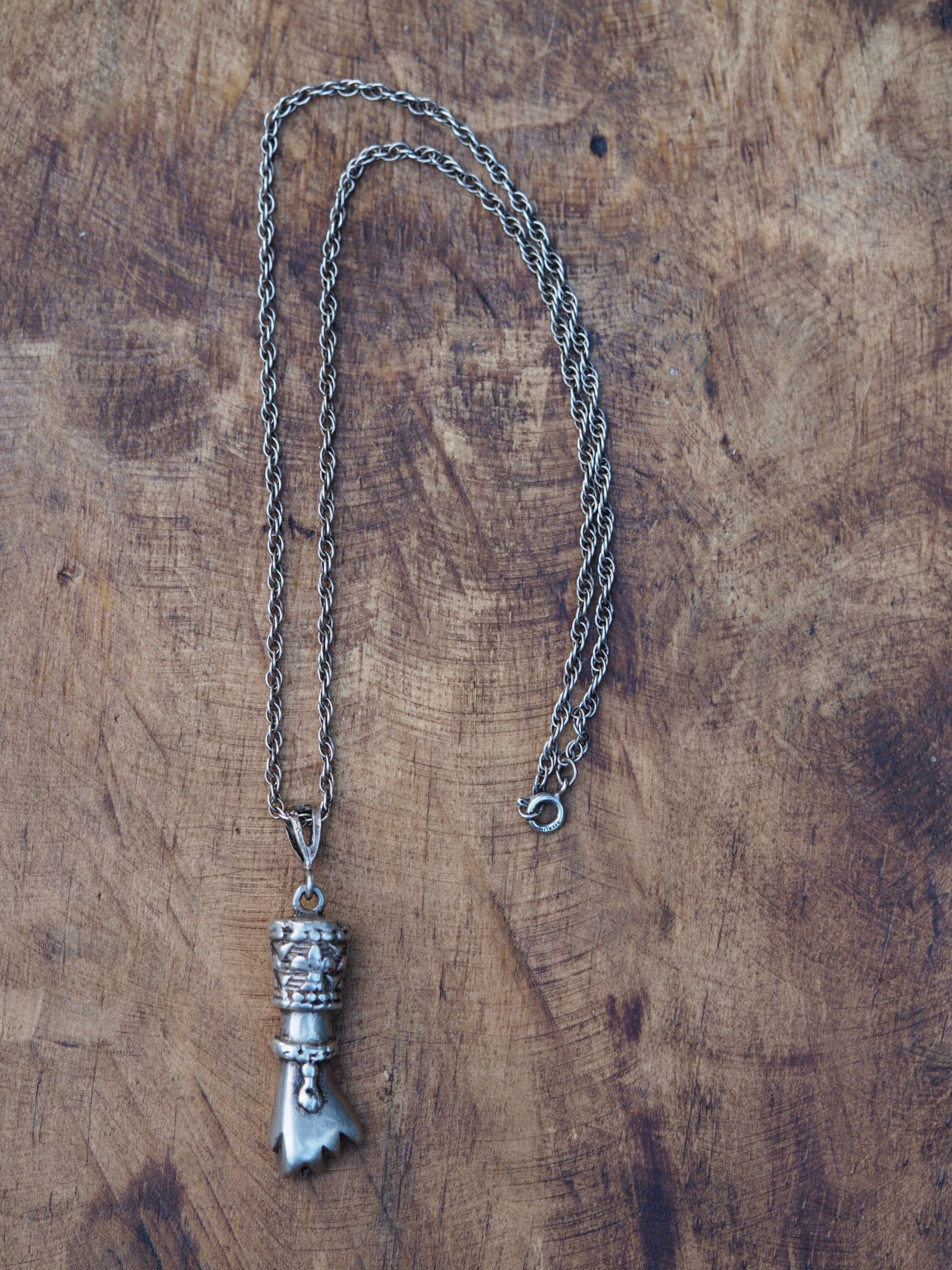 https://i.etsystatic.com/8111560/r/il/7a11b3/3471332387/il_fullxfull.3471332387_6yc6.jpg
