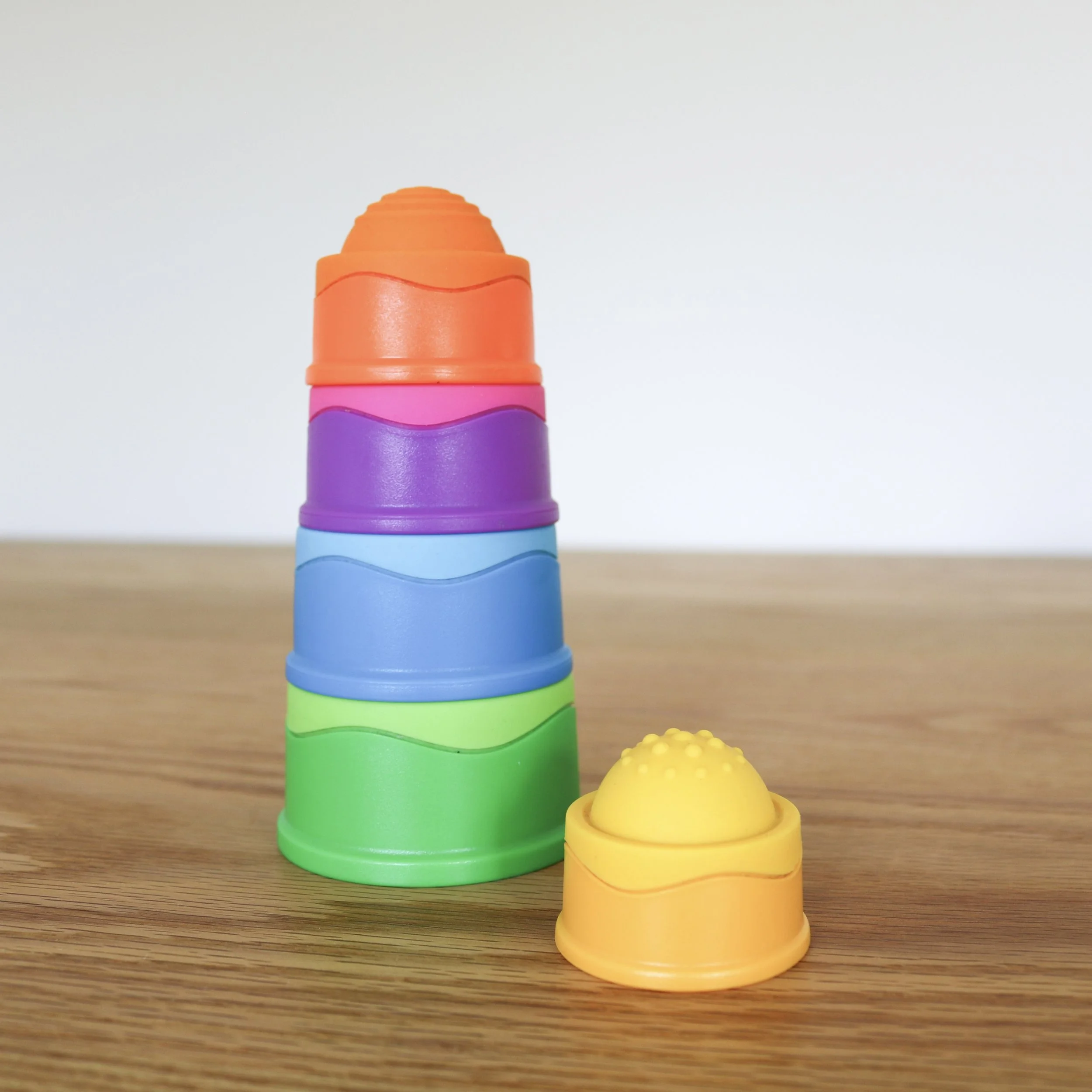 Fat Brain Toys Dimpl Stack