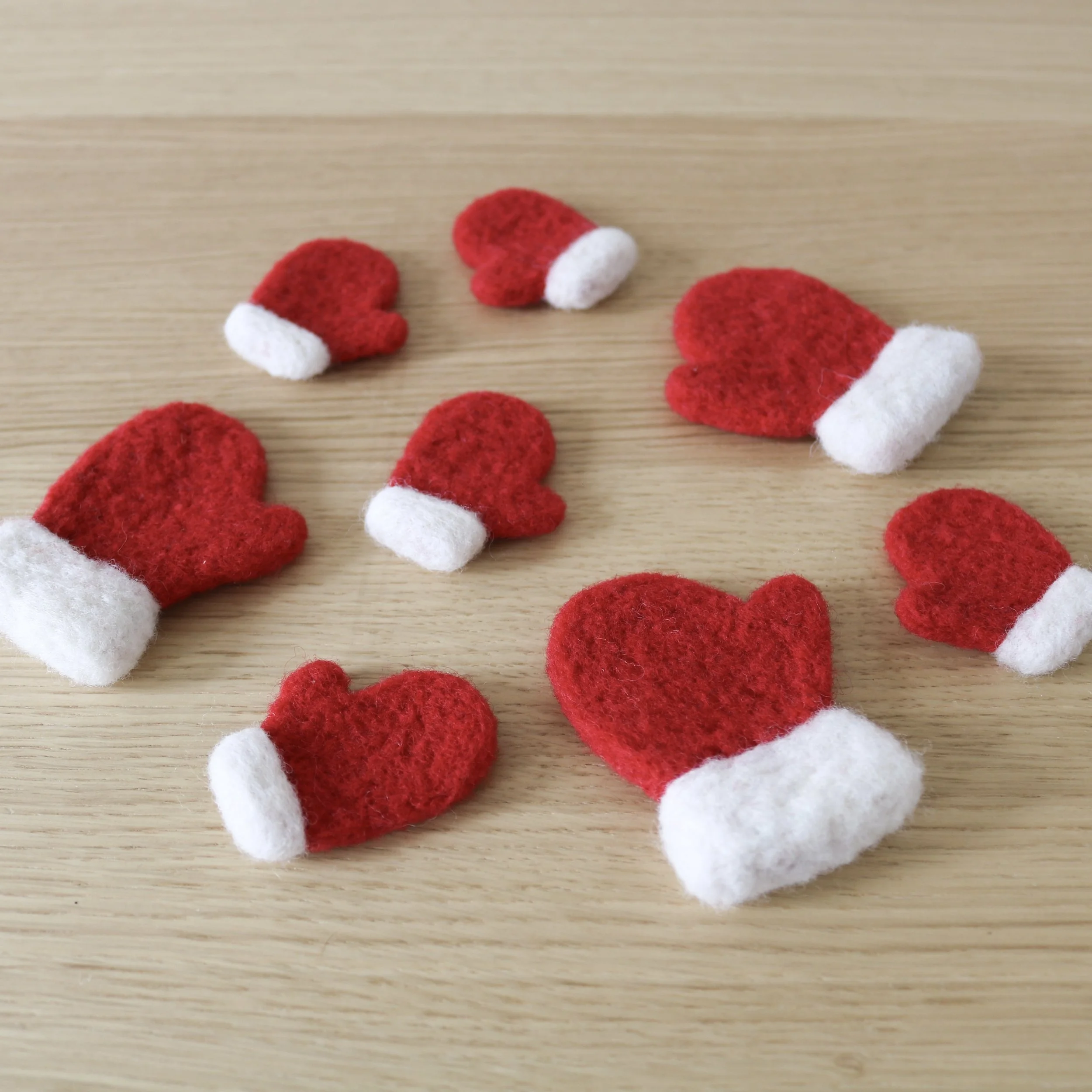 Denie Felts Mitten Loose Parts (9 pcs.)