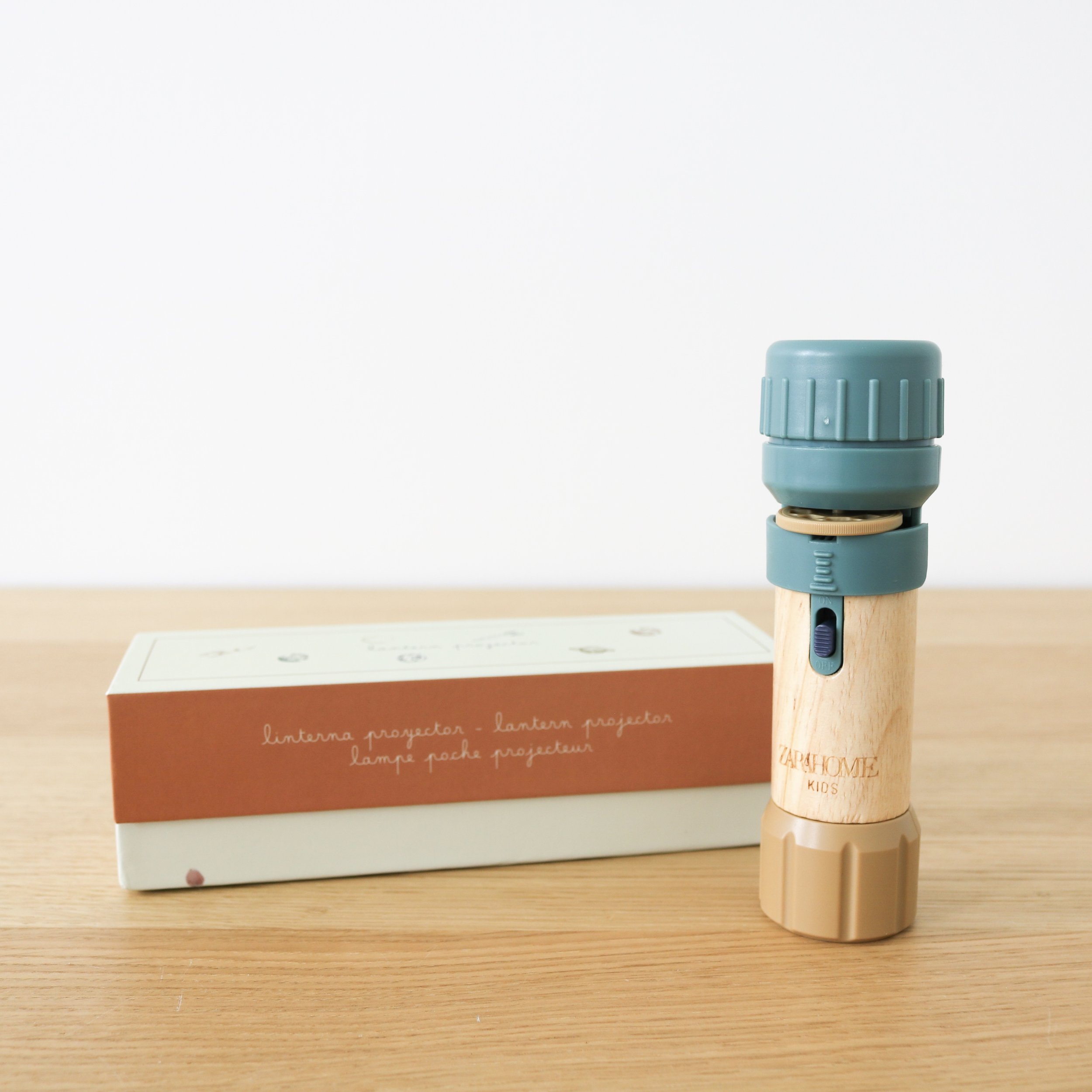 Zara Kids Space Projector