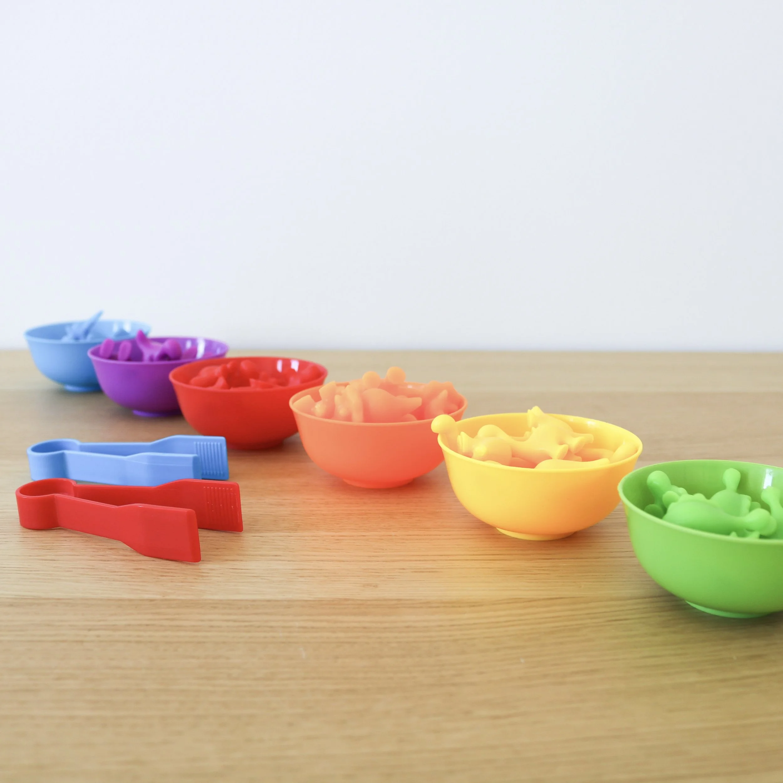 Colour Sorting Dinosaurs