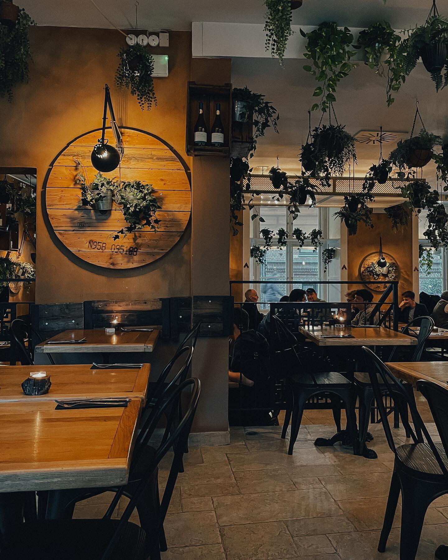 Auf nach Copenhagen 🇩🇰 und falls ihr da seid, schaut doch mal im Riz Raz vorbei. Neuer Wohlf&uuml;hlplatz auf dem Blog: hej-kohi.de/blog

#kohi #blog #wohlf&uuml;hlen #placetobe #copenhagen #denmark #rizraz #food #location #hygge #restaurant