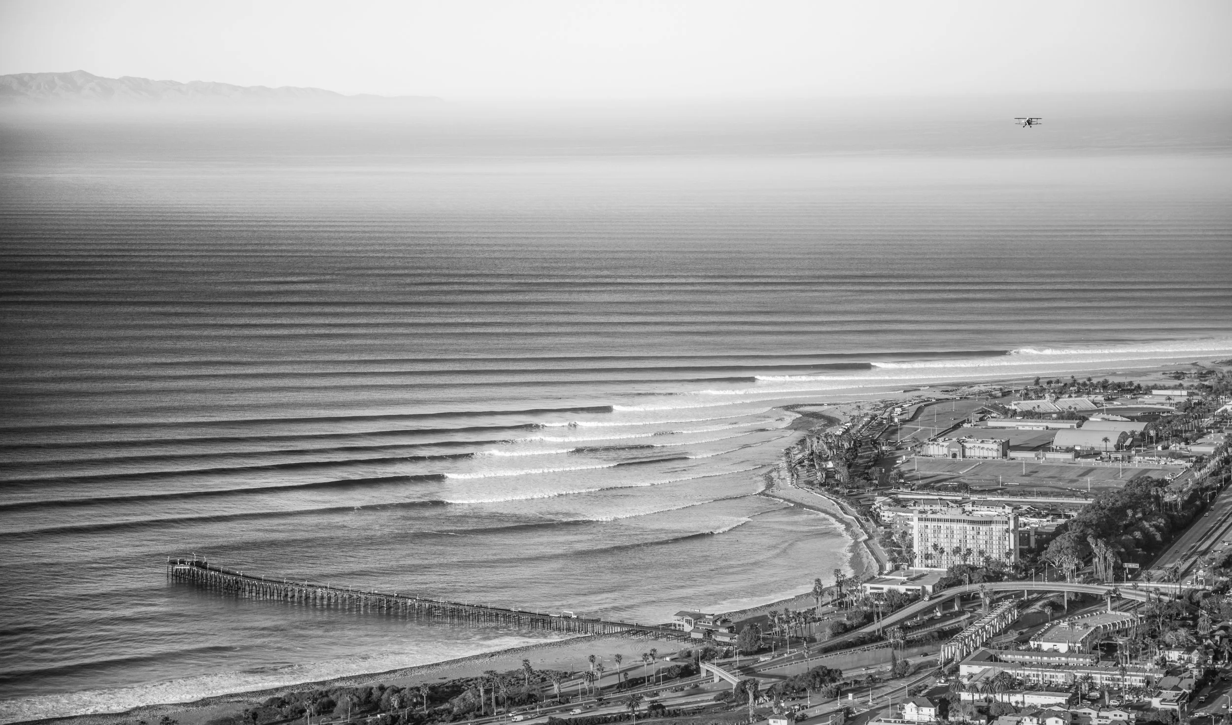 broc ellinger lines bw-4.JPG