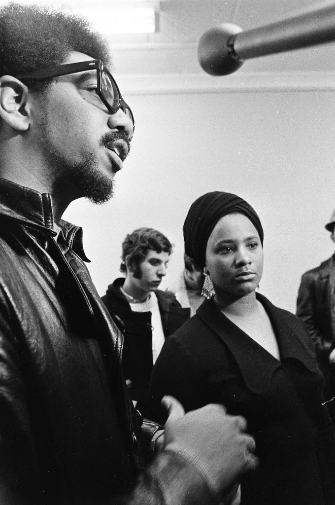 Bobby Rush and Communications Secretary Ann Campbell speak with the media on December 25, 1969, at the Dedication. ST-19030952-0021, Chicago Sun-Times collection, Chicago History Museum