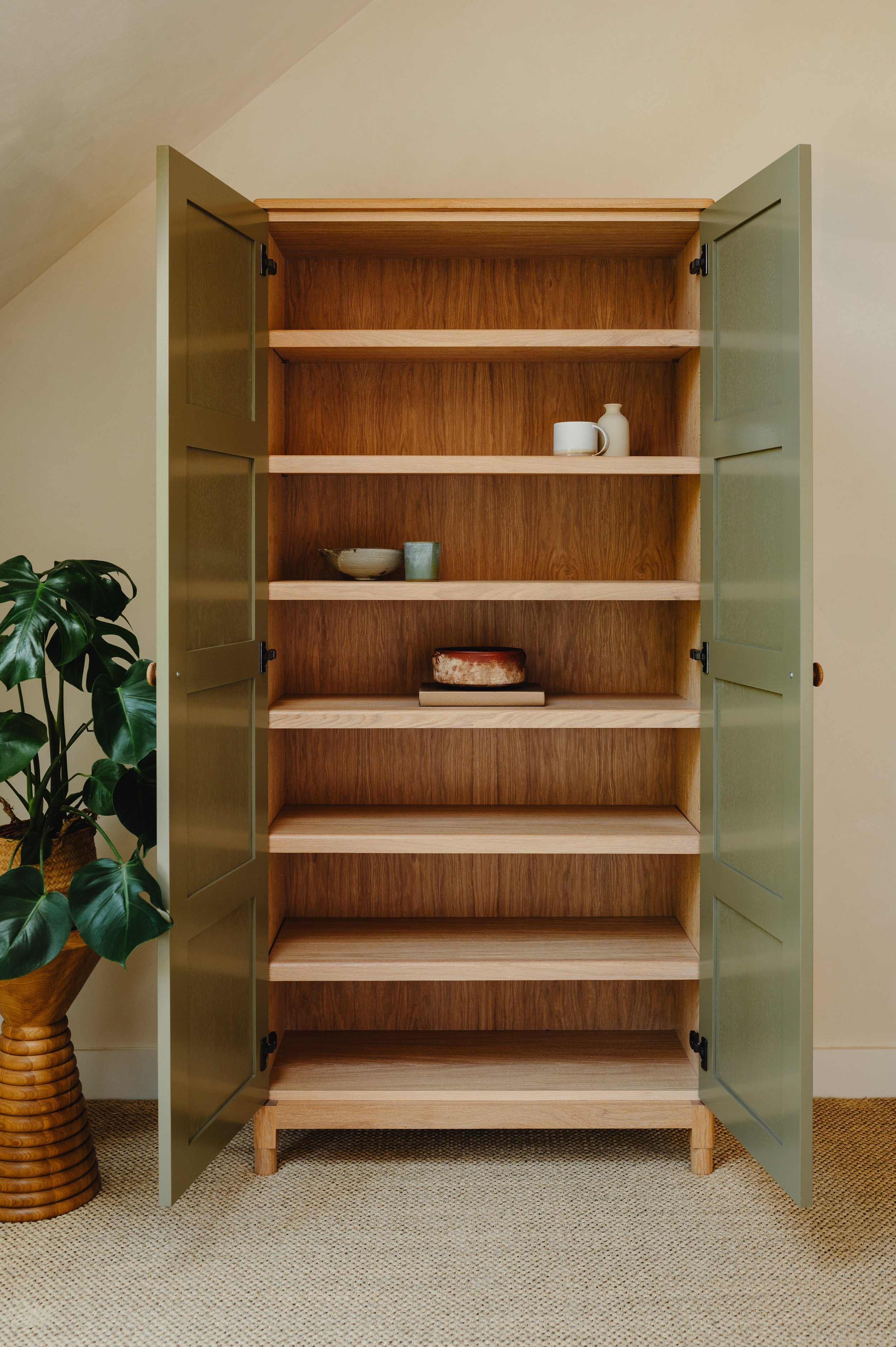 LargeCupboard-25.jpg
