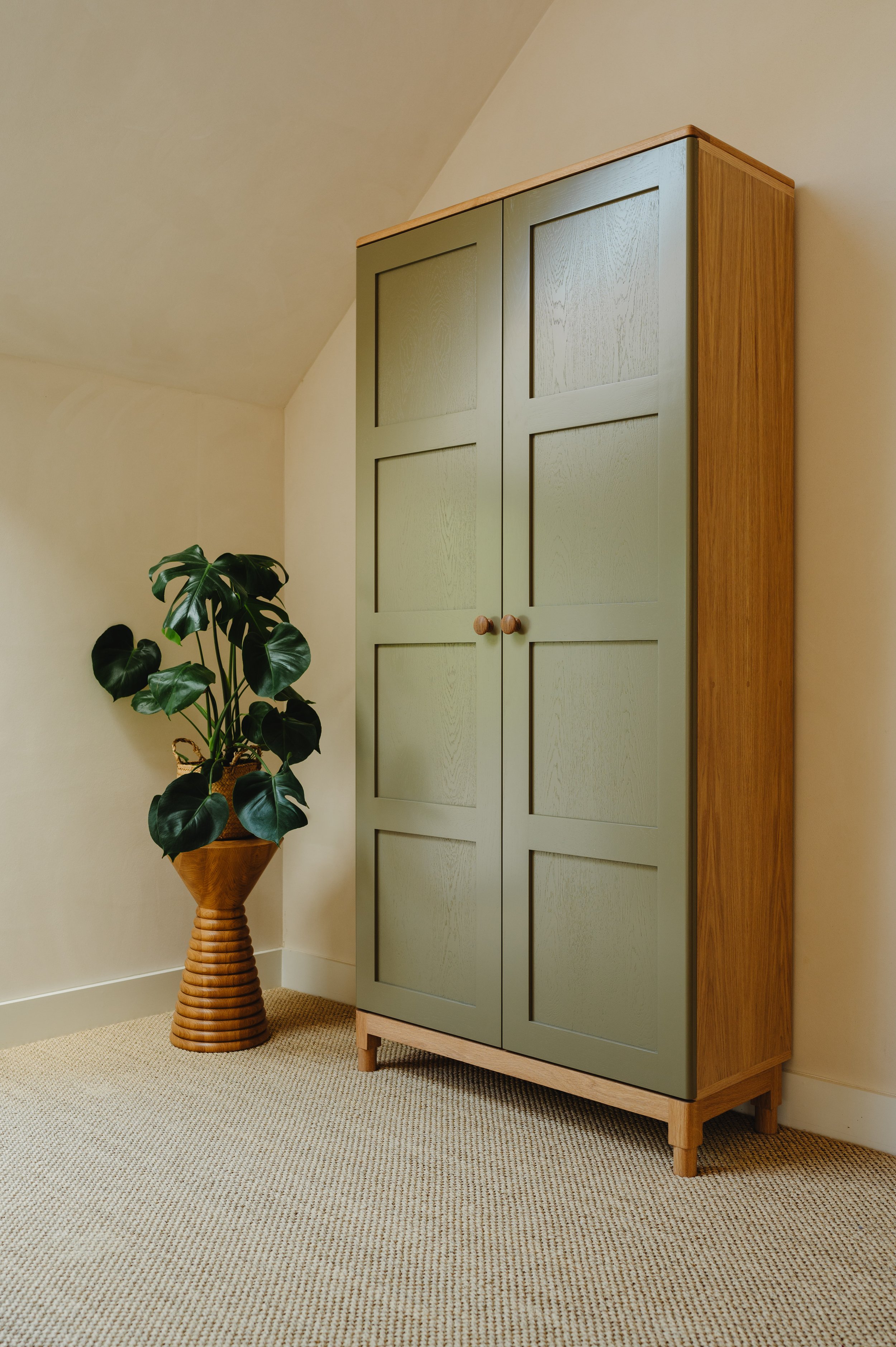 LargeCupboard-15.jpg