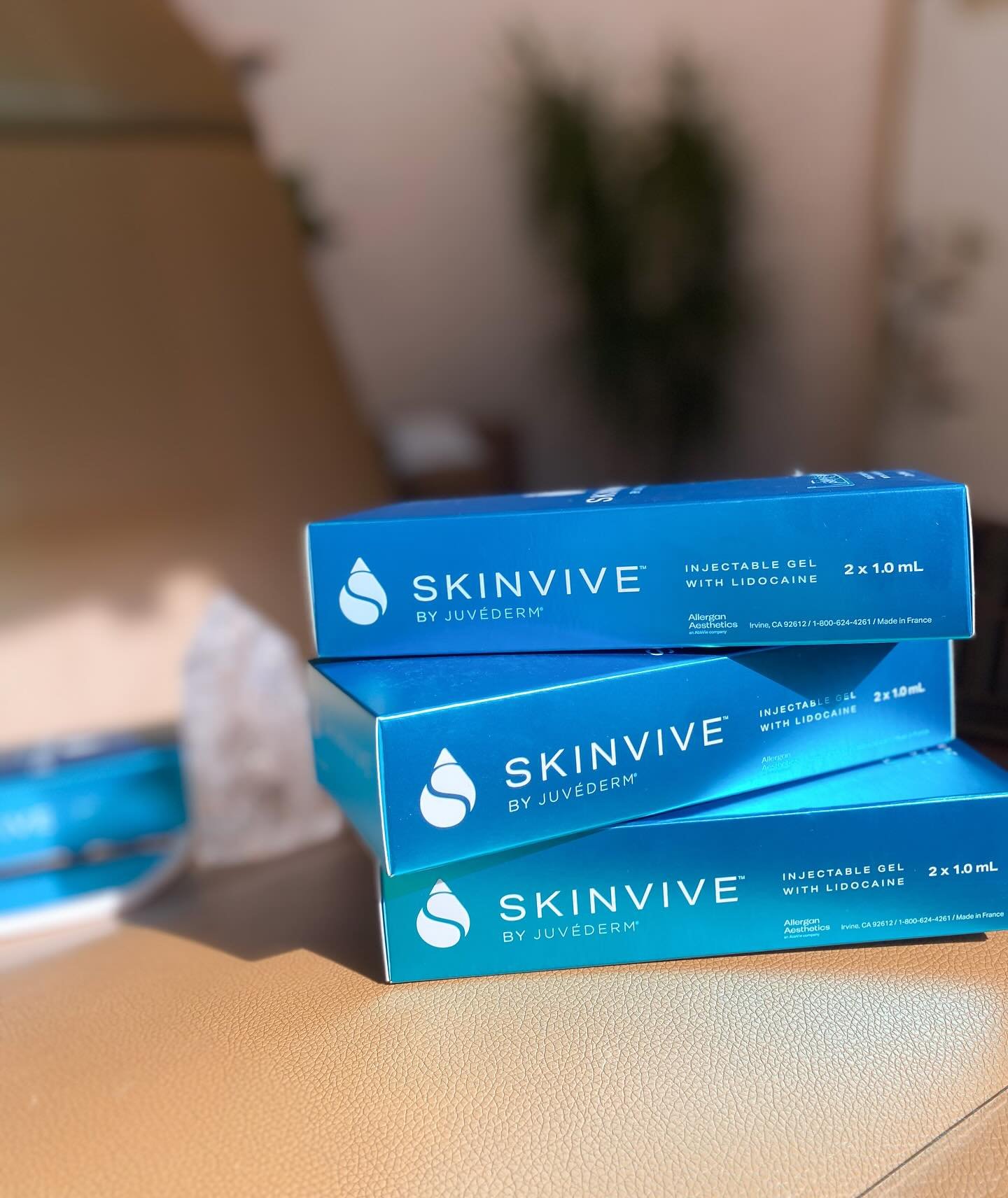 SkinVive ✨ for the ultimate skin hydration 💧💧💧

- Infuses the skin with hyaluronic acid microdroplets through small injections to 
- Improves overall smoothness, texture, tone, and quality 
- Provides hydration, radiance, and glow to the skin

@re