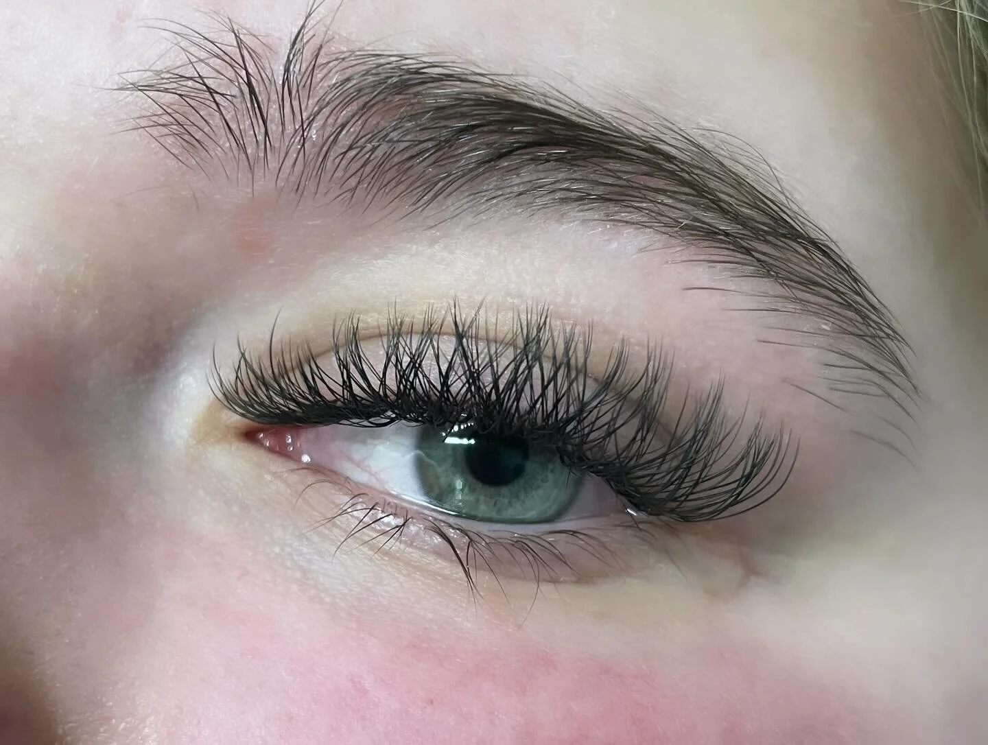 Rylook Salon Milton Keynes Eyelash Extensions Russian Lashes