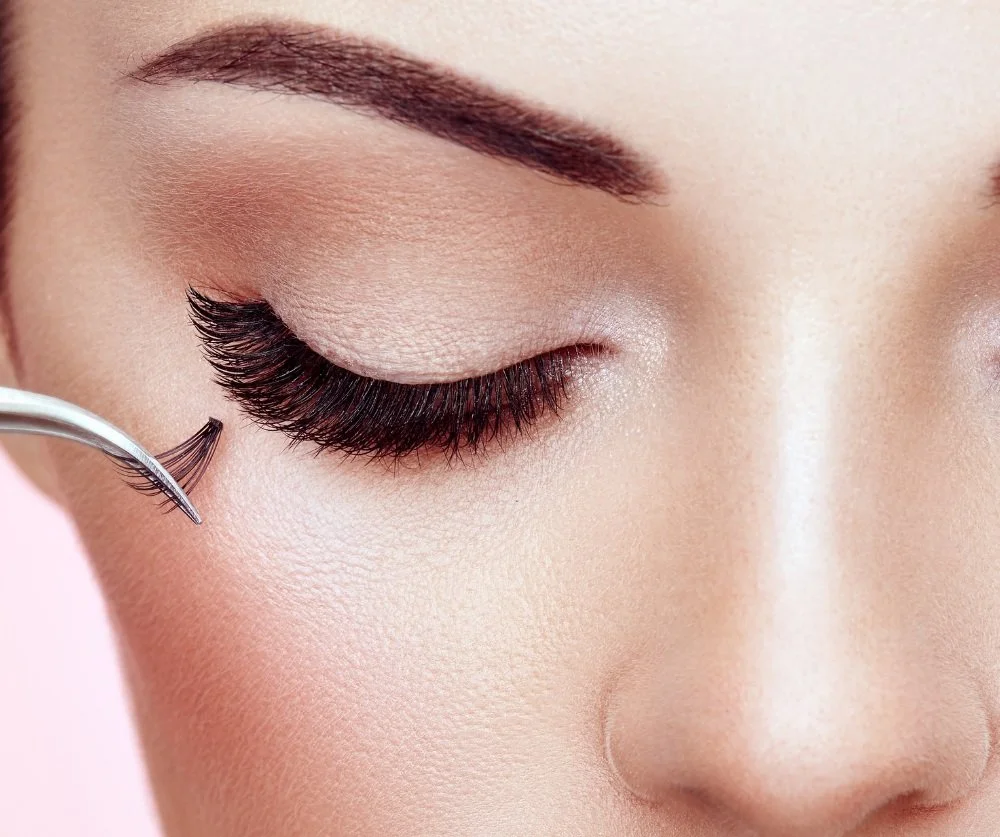 Rylook Salon Milton Keynes Eyelash Extensions Russian Lashes