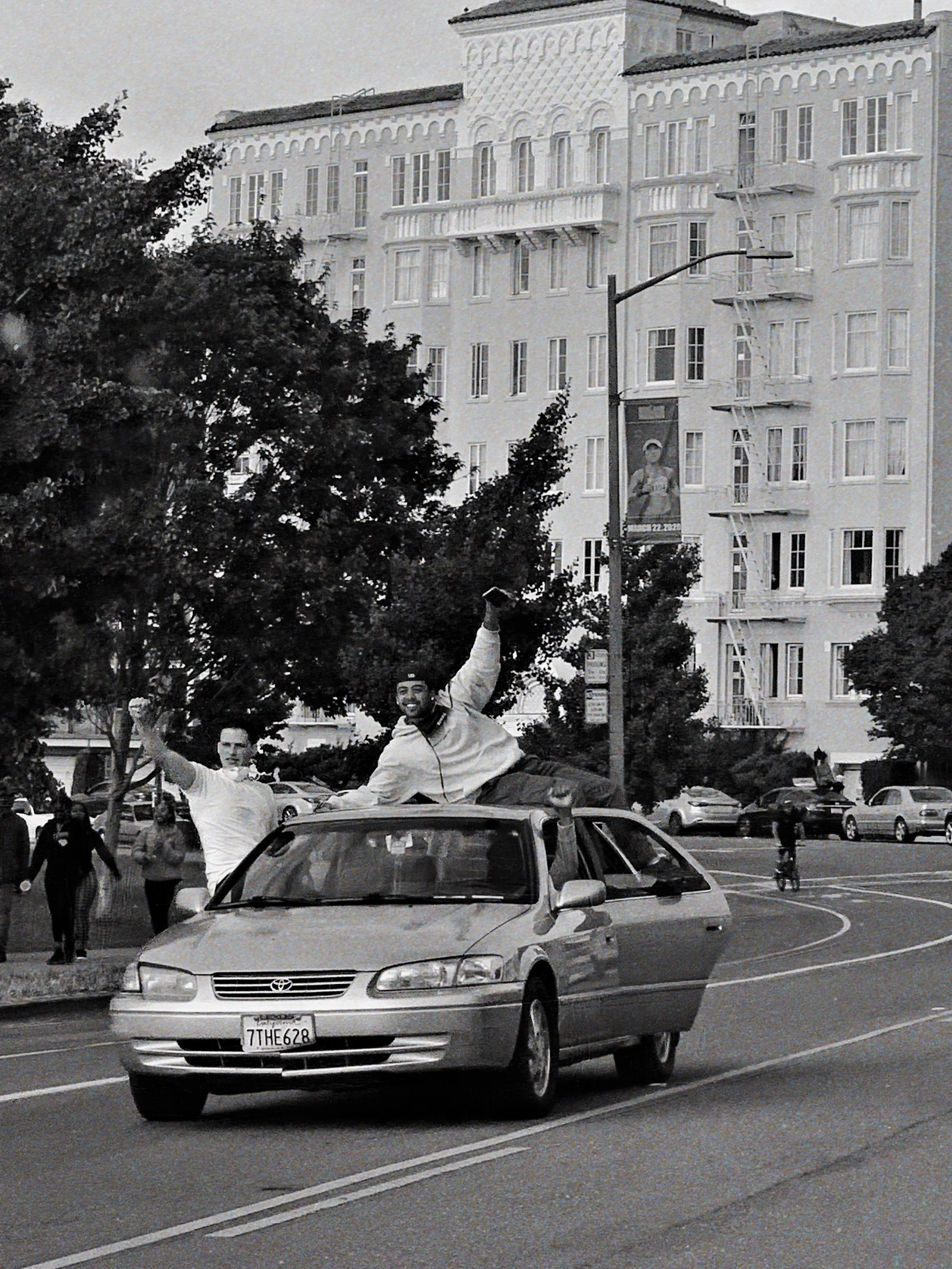 RNI-Films-IMG-E04501EB-1DE0-4D67-9C6D-11109112327E.JPG