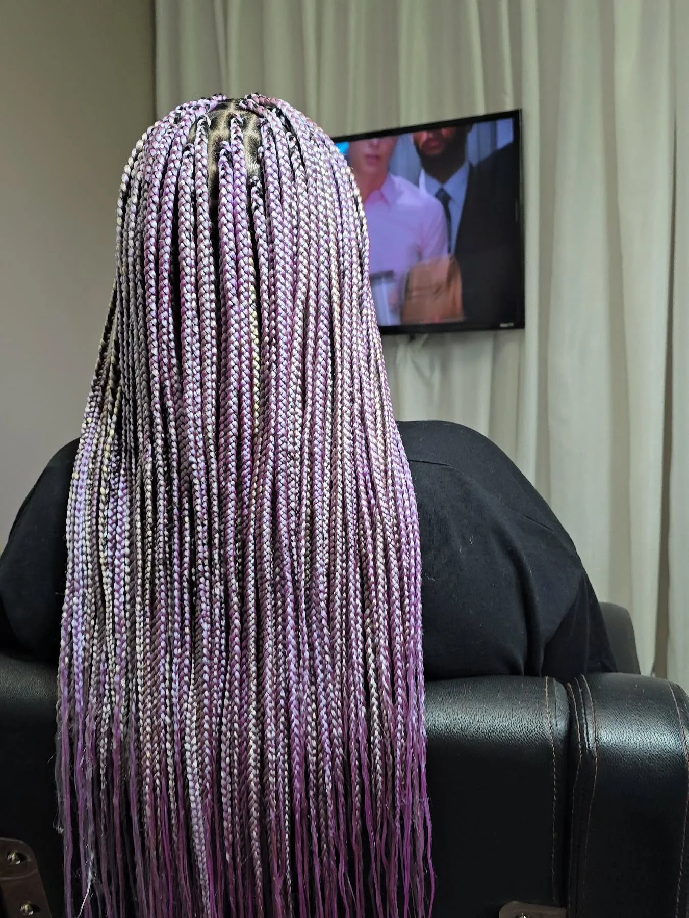 Whatever color you desire....I'll blend it up for you.

Text 301-992-5128 to discuss your next braid color!

🪷 @thebetterstylistco
 #lavenderhair #braidcolors #thebetterstylistco