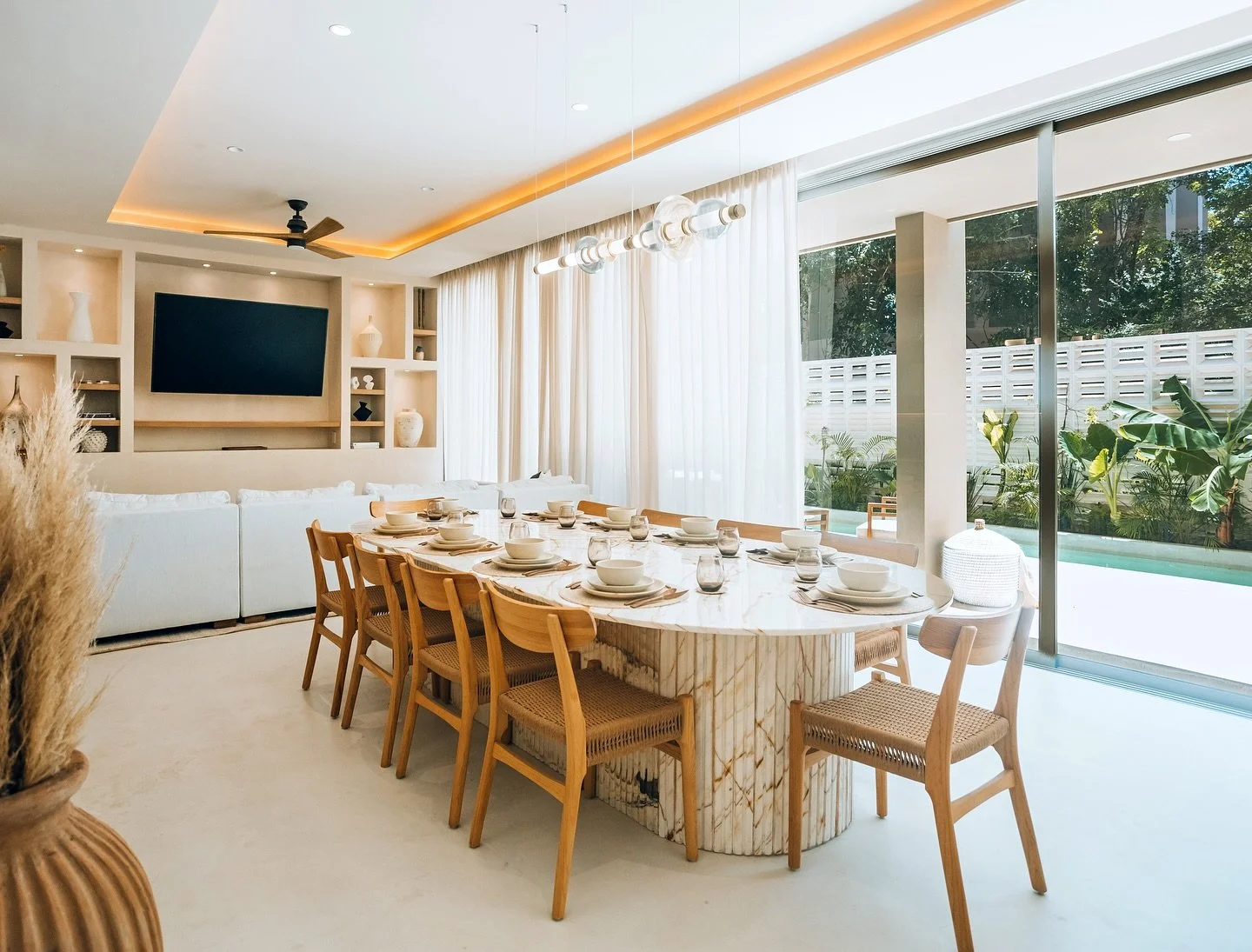 The Essence Luxury Villa is the pinnacle of living at Aflora. A stunning private residence with generous indoor-outdoor spaces, high-end finishes, and architectural elegance at every turn. With multiple bedrooms, a private pool, lush gardens, and exp