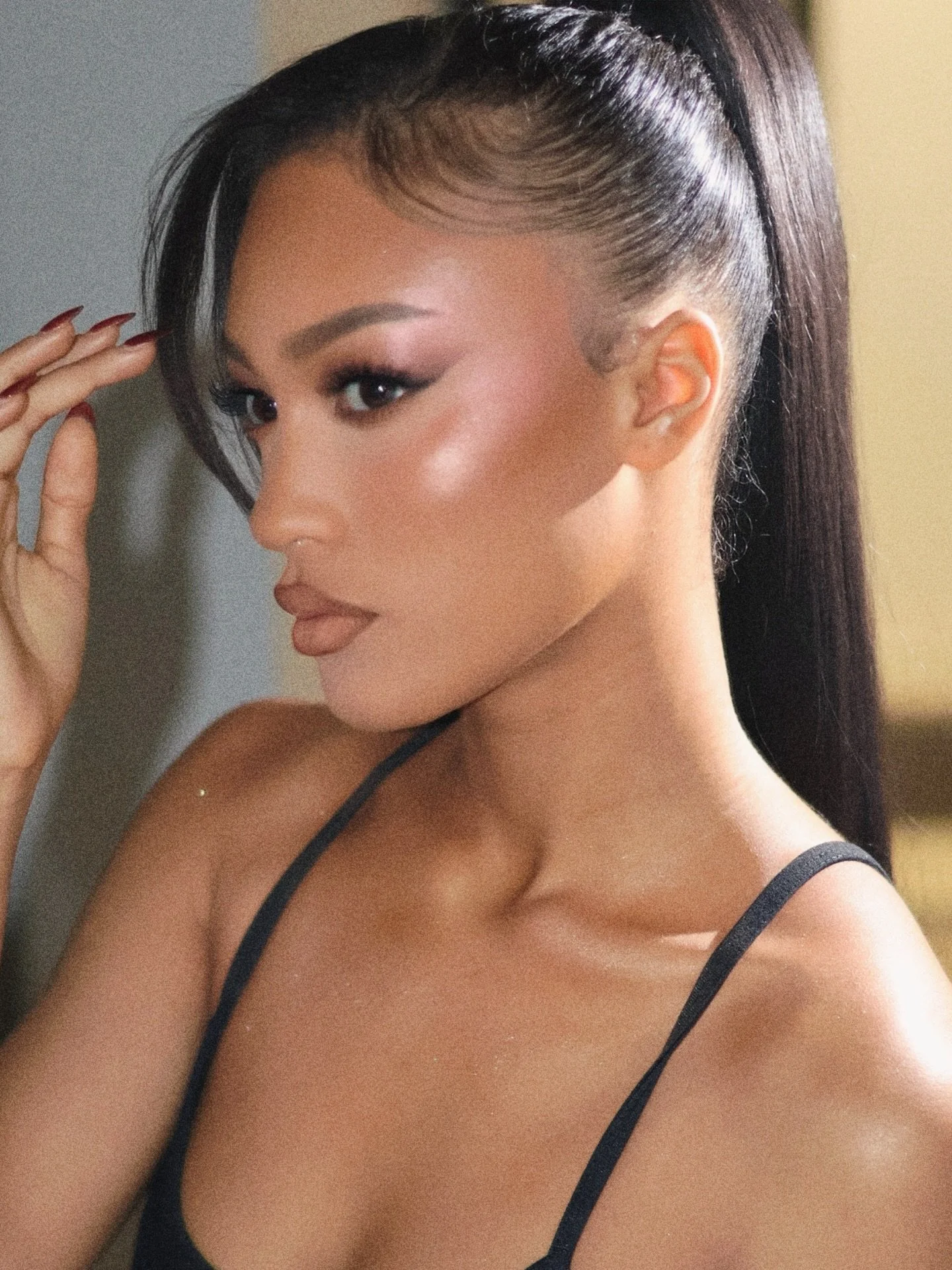 Clean and detailed! Look I created on @alyson_trpn for @mkup.academy DEMO! Winter semester! 2025 

MAKEUP DETS: 

@anastasiabeverlyhills brow freeze gel 
@viseart warm matte @yslbeauty mini clutch710 
@povbeauty drench it drip it 
@avantskincare crea