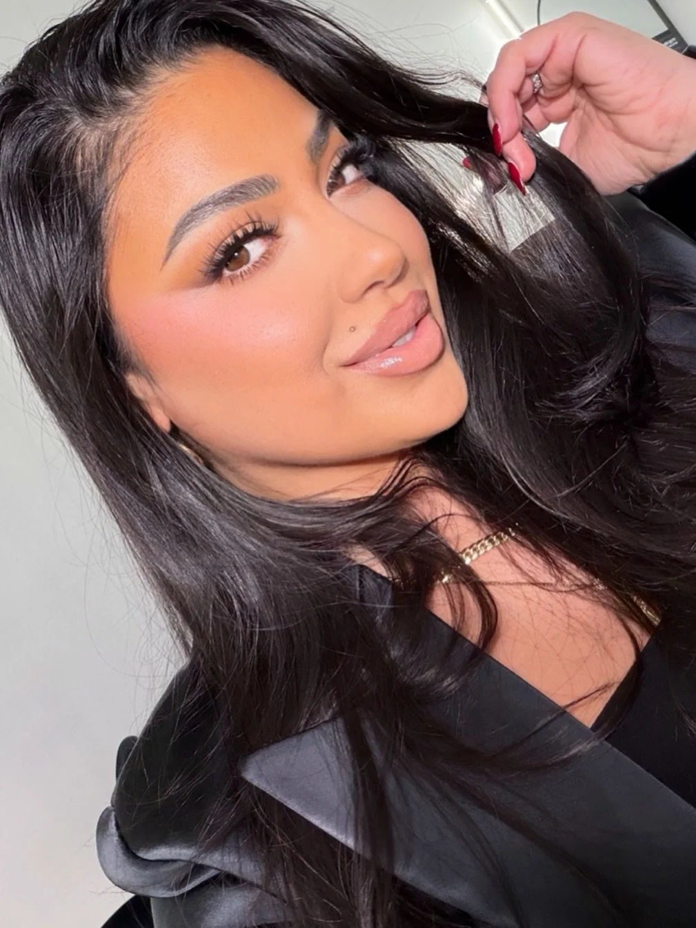 3/4 my genes 1/4 @sthetiquesacademie 🤭 Mother&rsquo;s Day special on facials and the lil youth help called btx check out their specials 

#makeup #montrealmakeupartist #montrealmedicoesthetique #medicoesthetique #montrealclinique