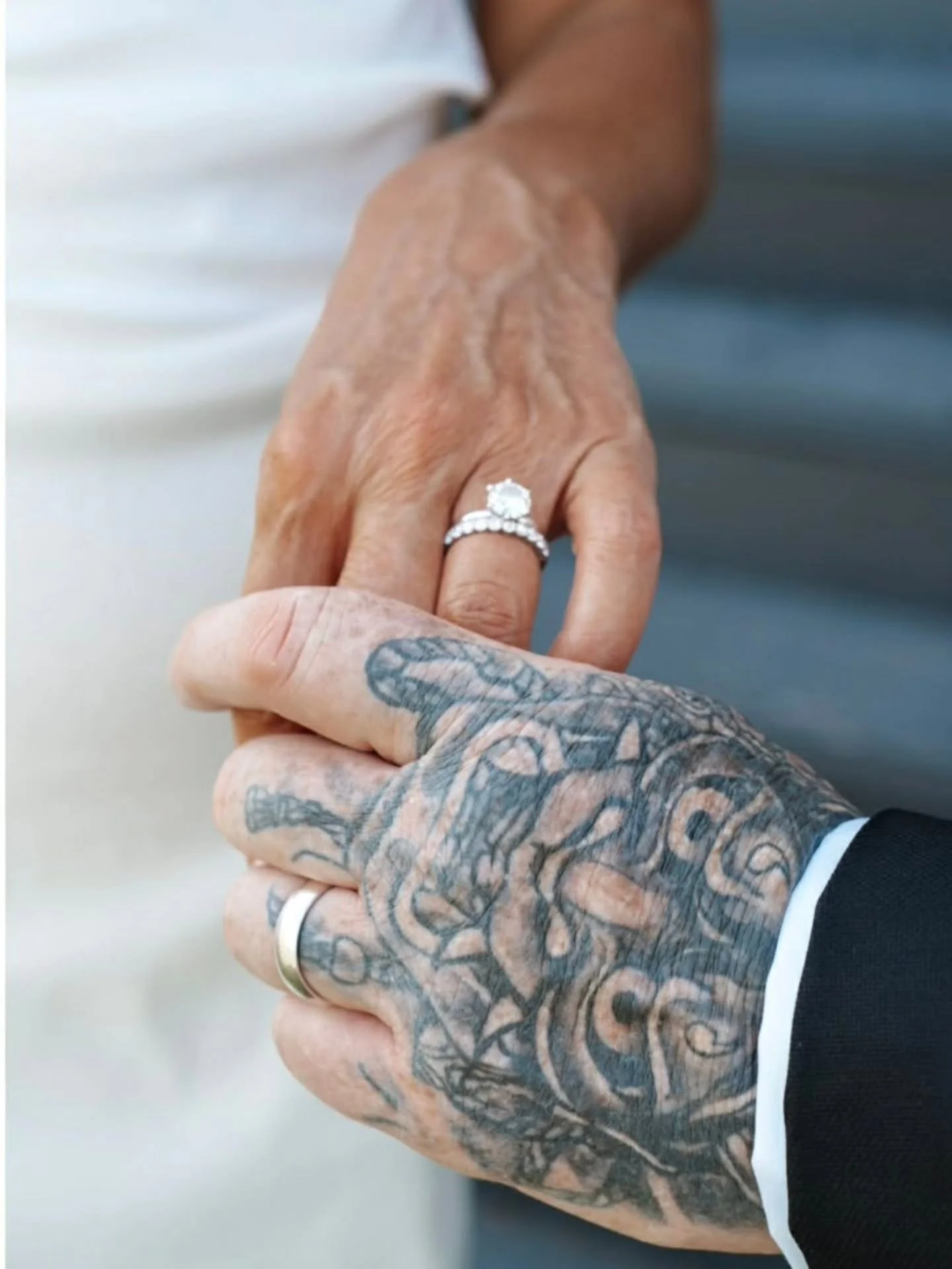 2 world titles, 70 fights....24 knockouts&hellip; and it was Amanda who floored him 🥊💍💙 🤪
Ash finally met his match!

Usually Ash calls to ask me to MC in the ring... but I was blessed when Ash and his beautiful partner Amanda asked me to step in