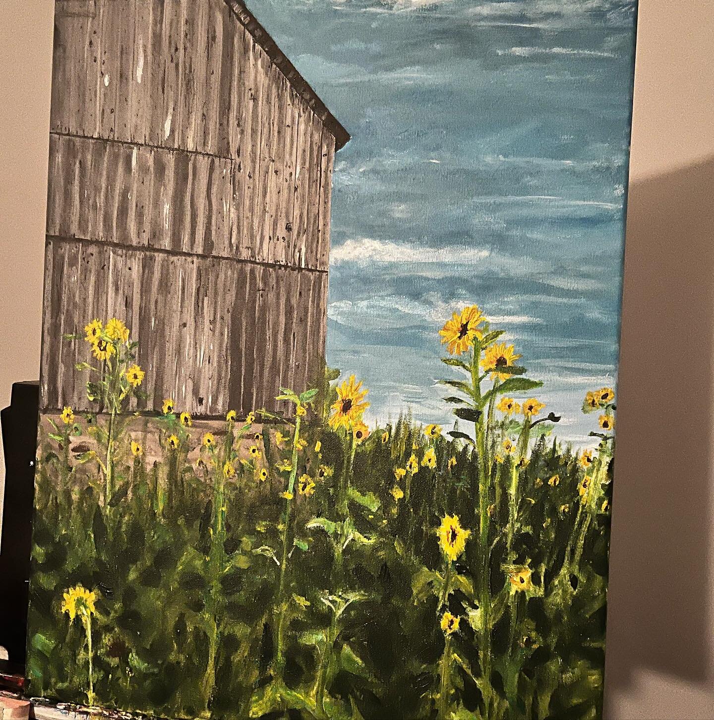 I&rsquo;m not 100% sure if this one is done but I&rsquo;ve been looking at it too long lol. I&rsquo;m going to work on a new painting for a gift. You might see this one again with some edits 😏

#coopersfarm #sunflowerfarm #manitowaningsunflowerfarm 