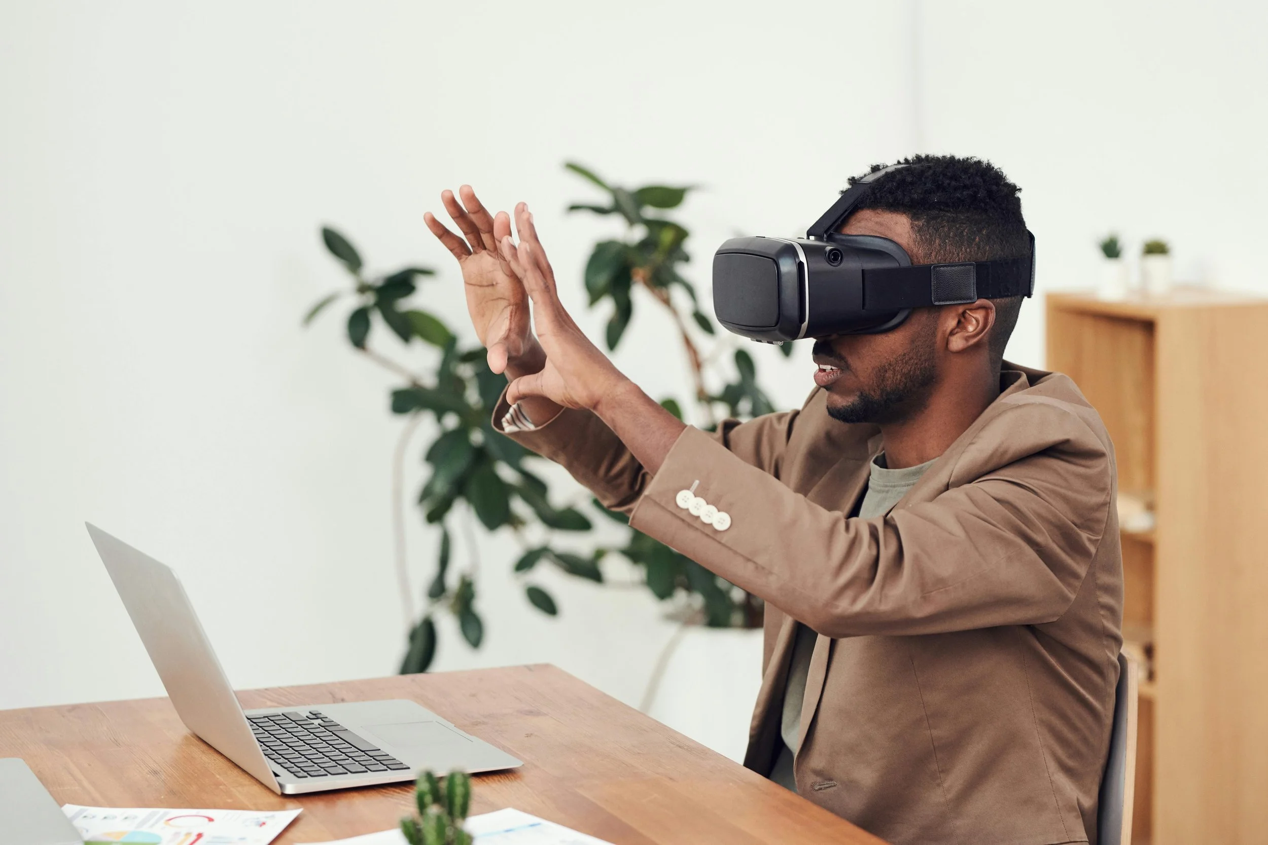 VR/MR in Training: Is It Worth It Yet?