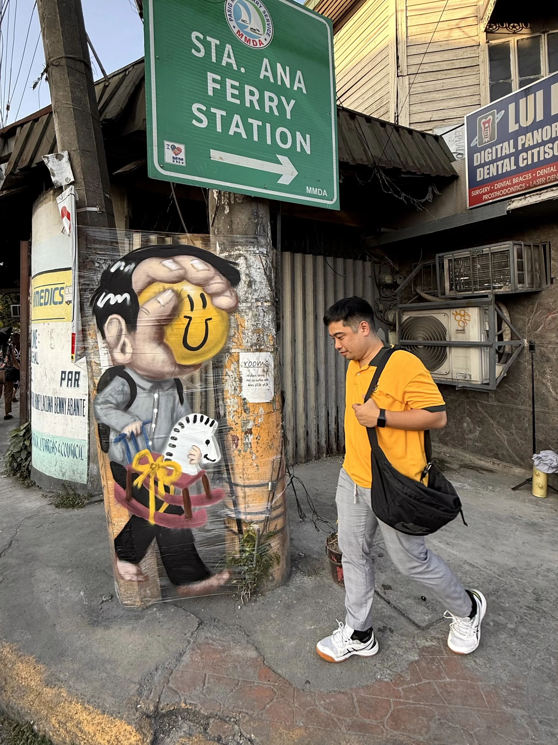 Manila, Philippines Cellograff