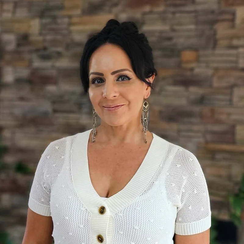 Laura R. Smith Experienced Online & In Person Therapists | Our Team at Hourglass ...