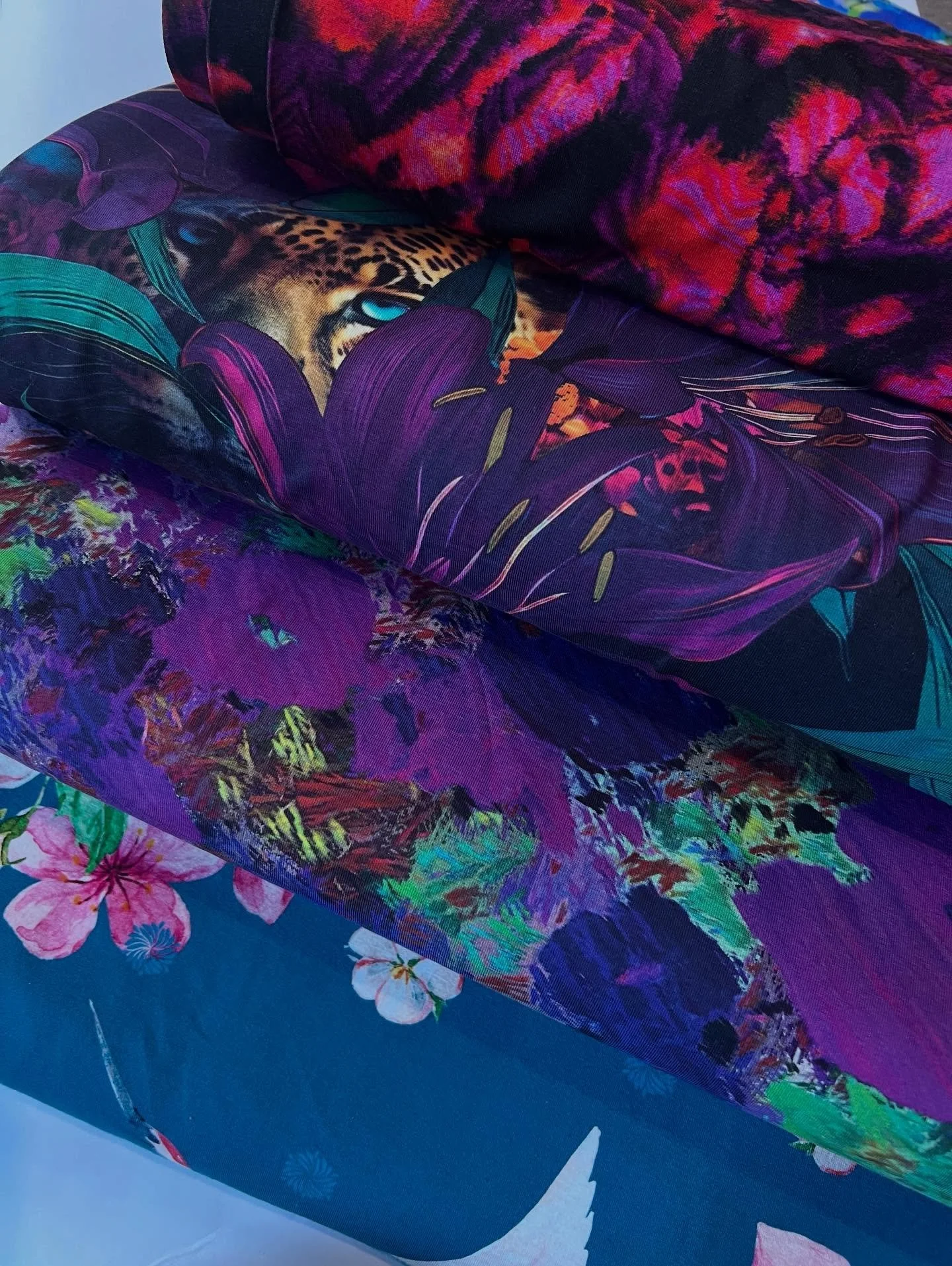 We have just added a beautiful new selection of @stoffabrics Avalana cotton jerseys and viscose jerseys! 

Stof of Denmark have a the most stunning prints on beautiful OEKO TEX certified bases! 

Perfect for sewing T-shirts, knit and wrap dresses, li