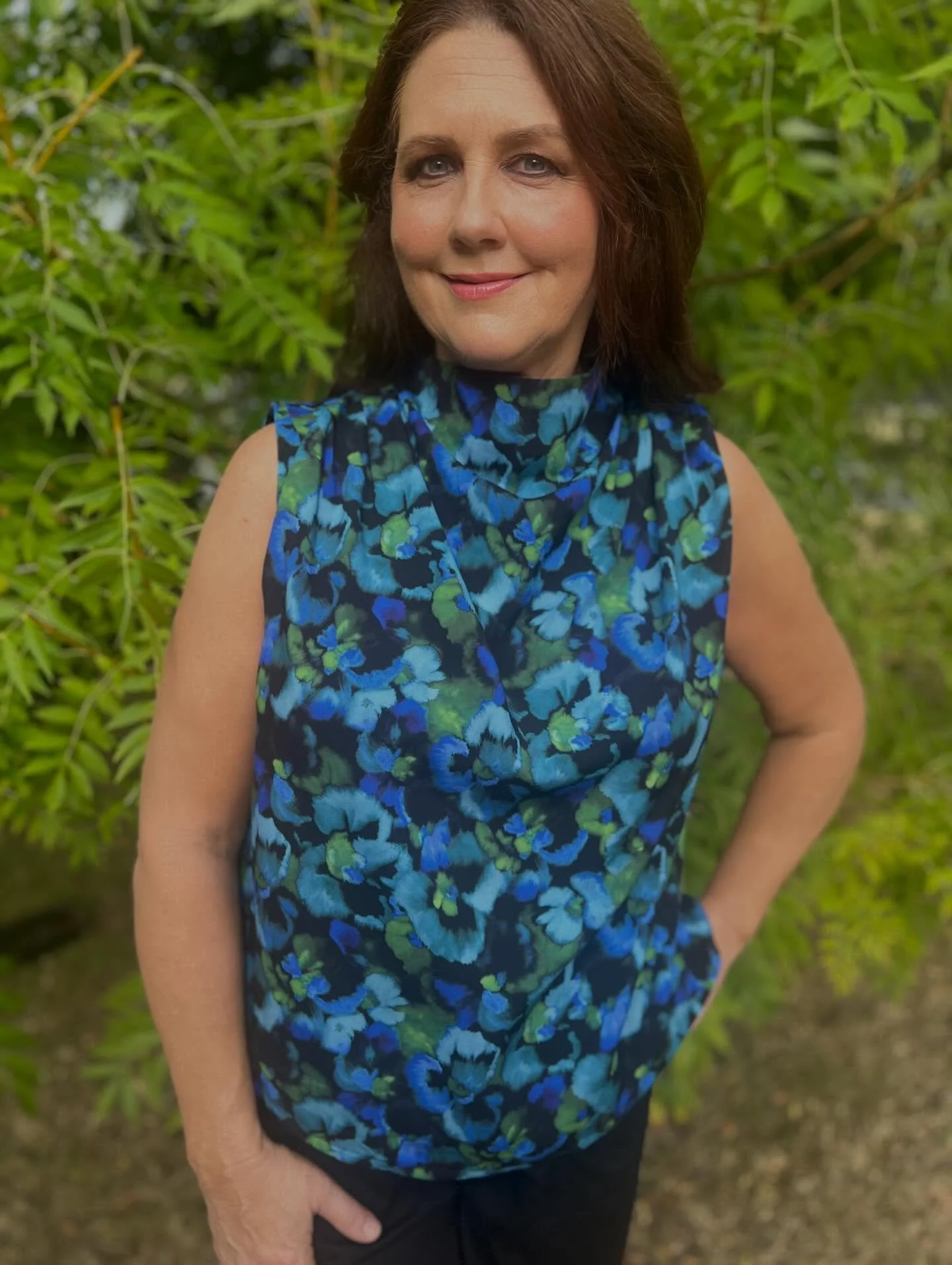 Our Make it Mine Kits are live! 

Head to @dahlia_sewciety online store (link in bio) to see the gorgeous new kits available! 

This one is the @maisonfauve #tempeteblouse in the stunning Reverie Florale Aqua, it's also available in a beautiful red/p