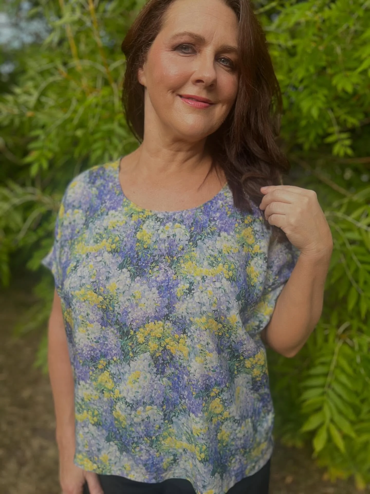 Our third @dahlia_sewciety Make it Mine kit is the @maisonfauve #palmatop in this whimsical Monet's Dream viscose.

It's a simple, beginner friendly pattern that ties at the back and has unique back pleats. 

Head to our website and check out our lat