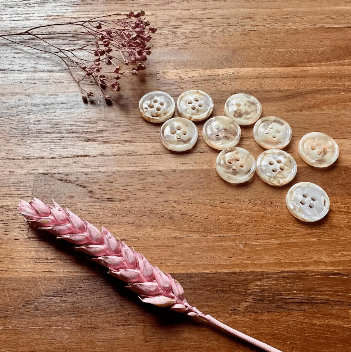Pigeon Wishes - Lemon Soda 17mm Buttons