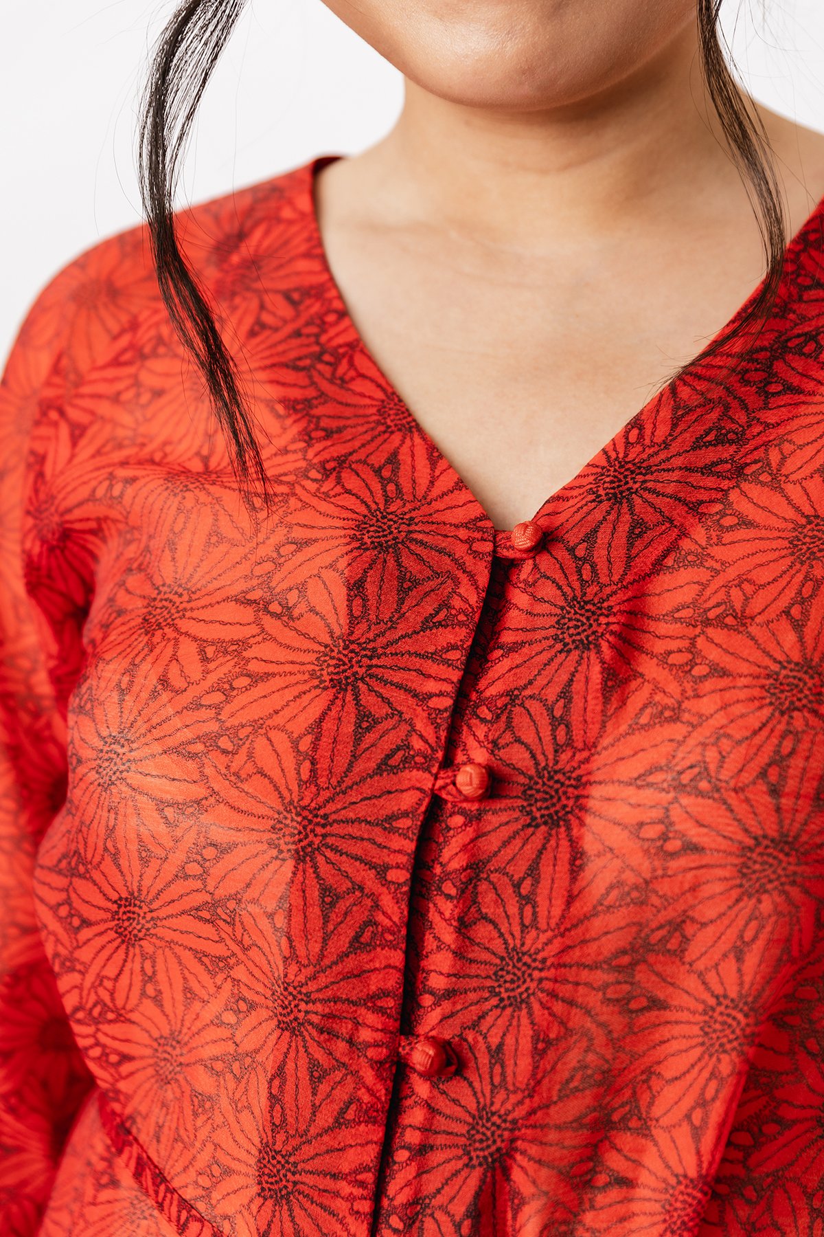MAITEdress_neckline.jpg